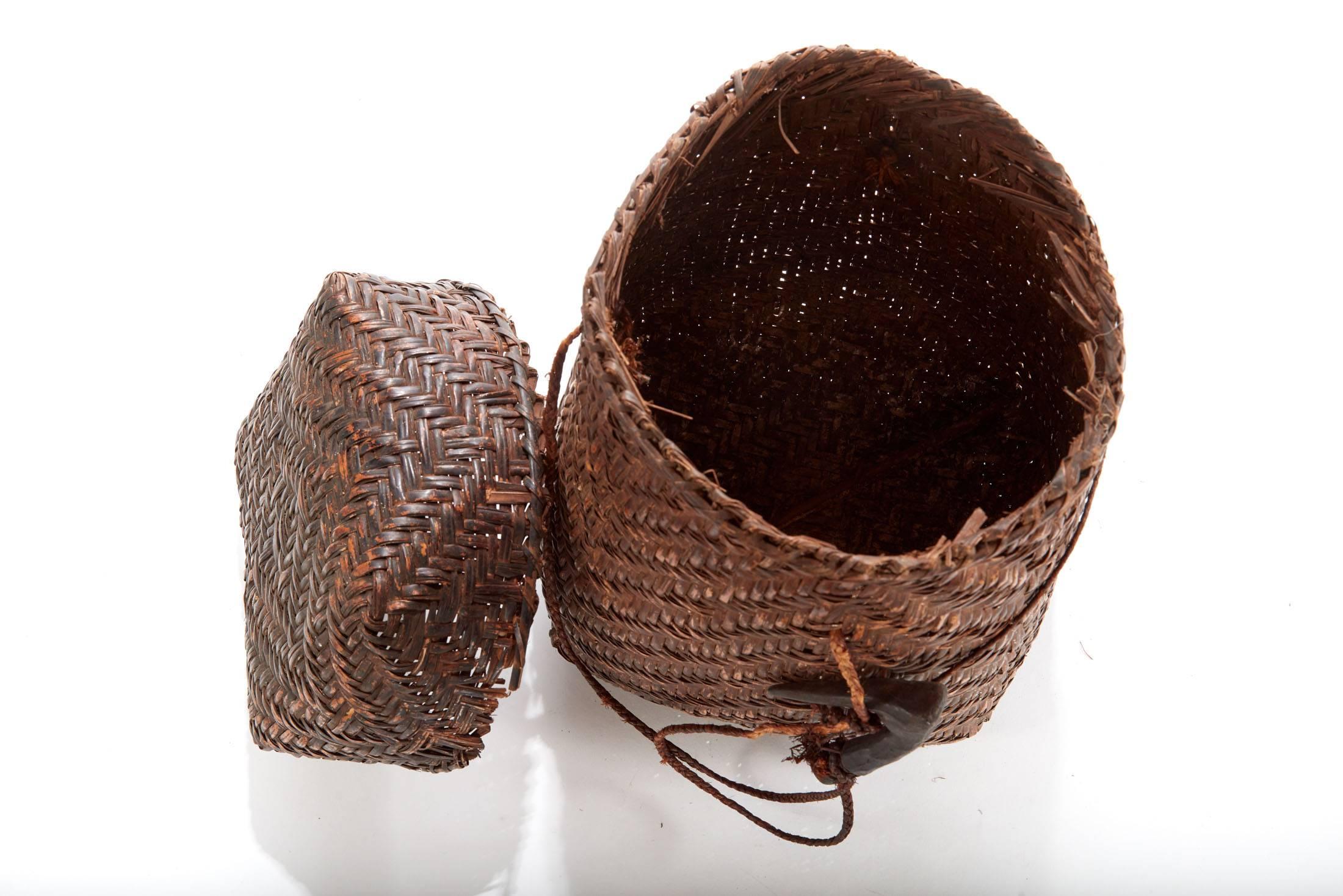 Pair of 20th Century Woven Nigerian Baskets In Excellent Condition In Chicago, IL