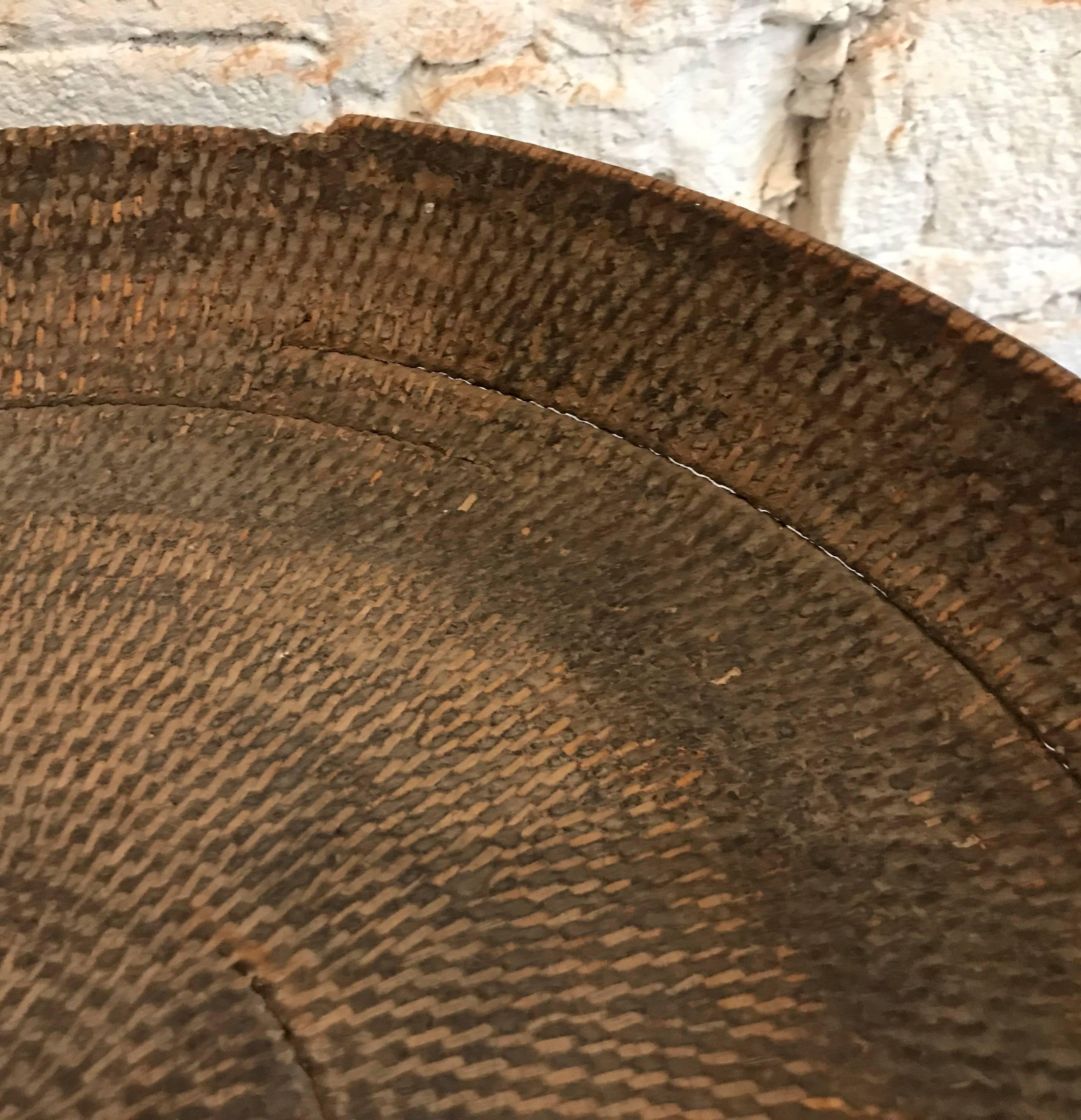 Mid-19th Century Woven Japanese Basket In Fair Condition In Chicago, IL