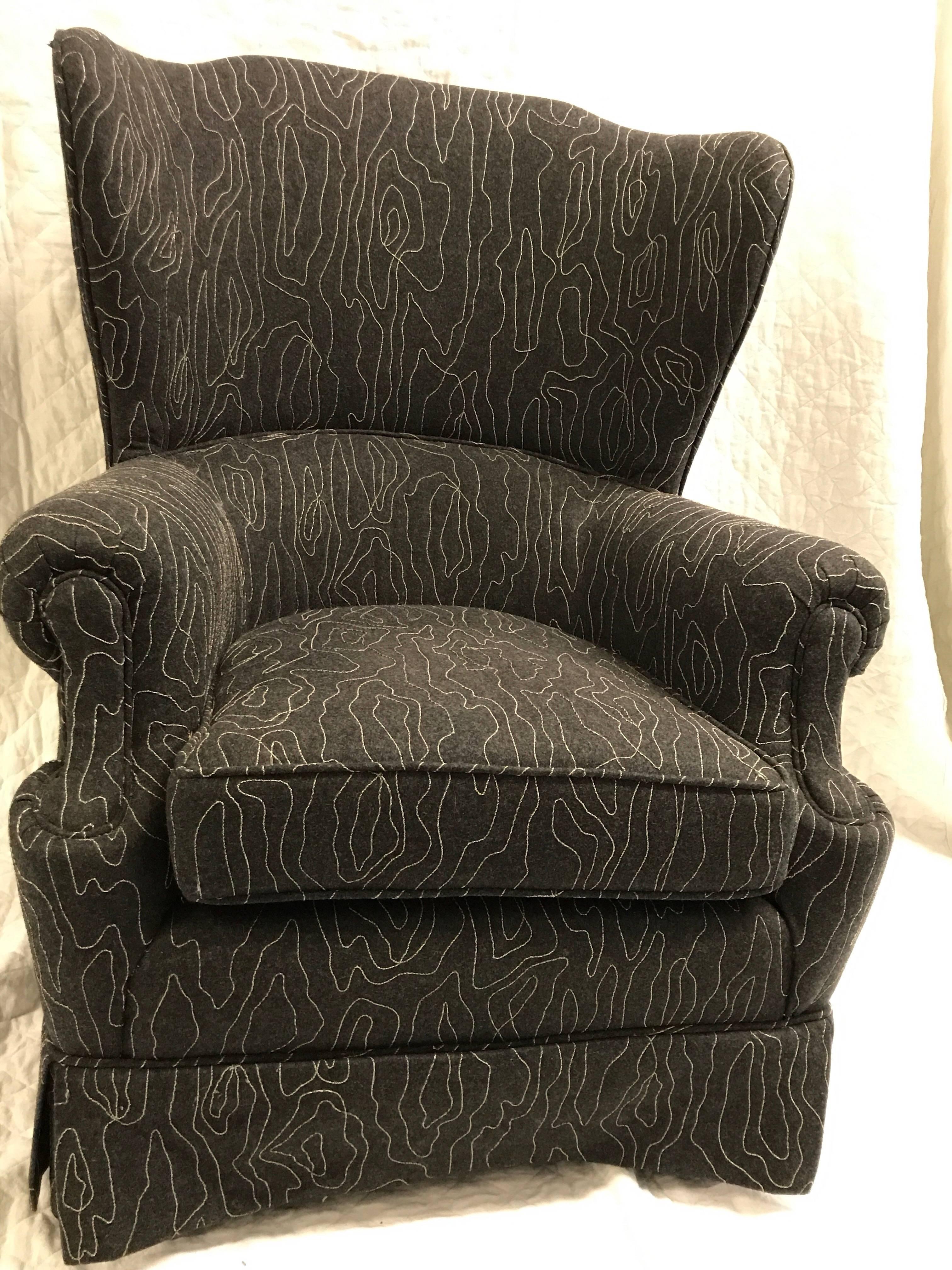 Early 20th century classic English library chair reupholstered in grey wool fabric.
Completely restored and upholstered.
 