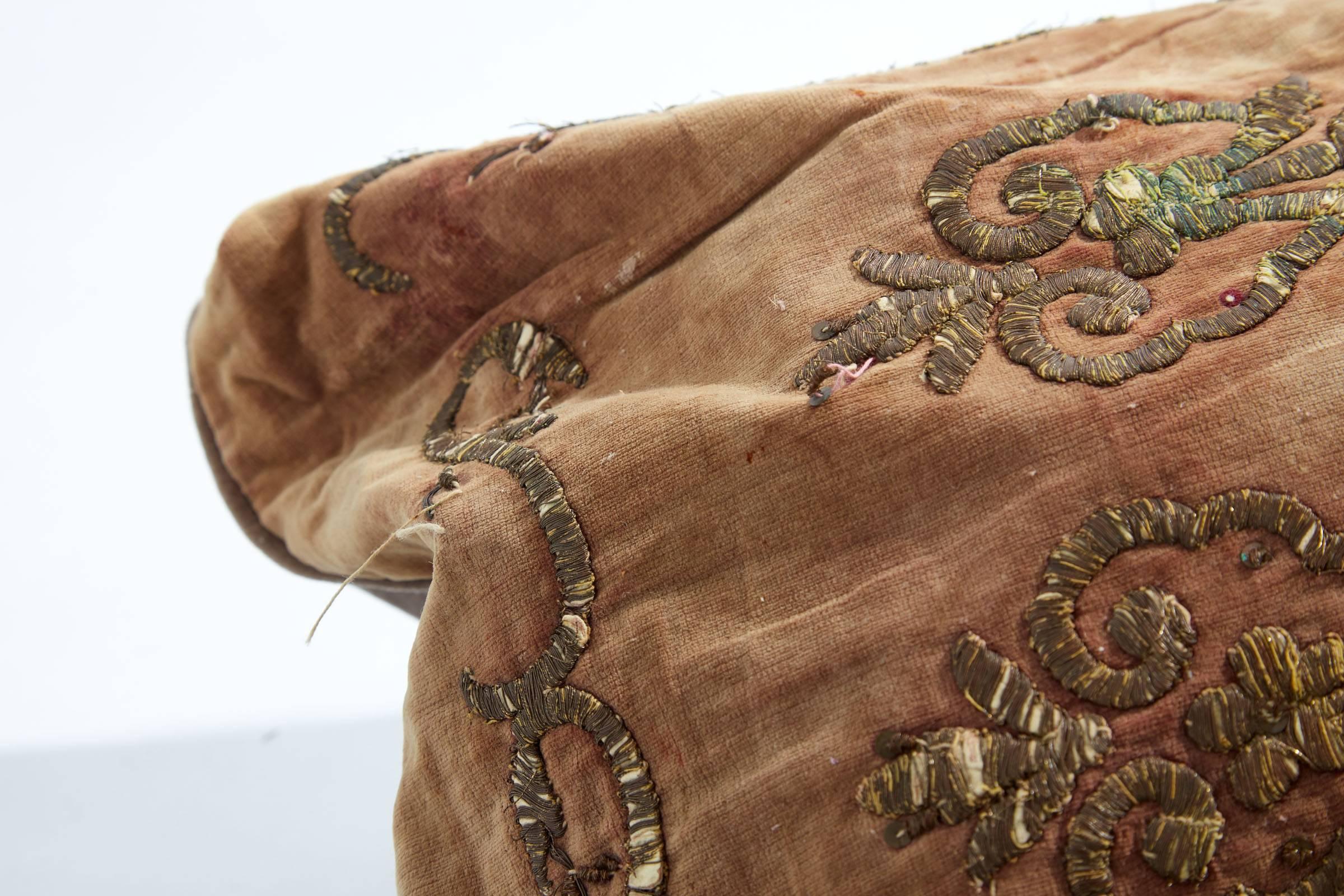 17th Century Turkish Velvet/24-Karat Gold Embroidered Pillow Sham 3