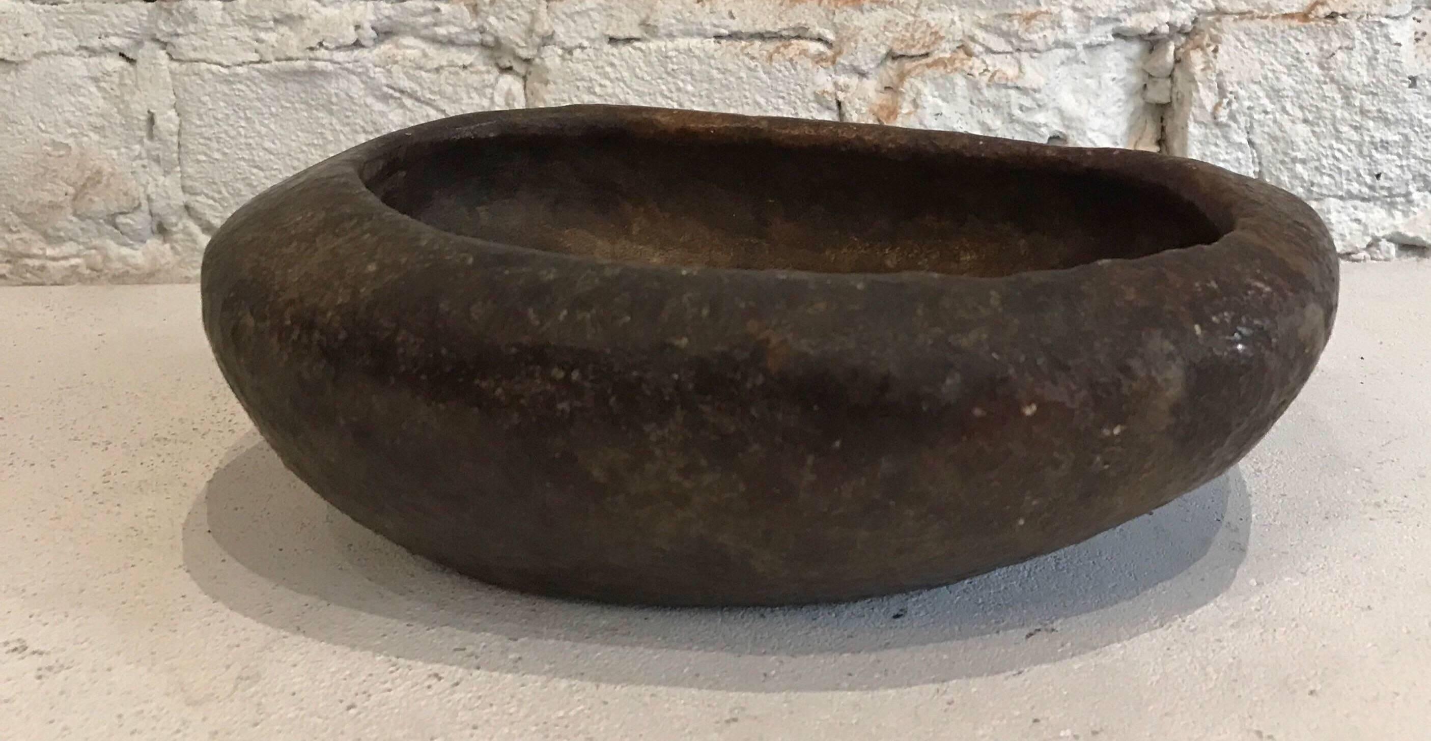 Early 20th Century Hand-Carved Brazilian Soap Stone Bowl In Excellent Condition In Chicago, IL