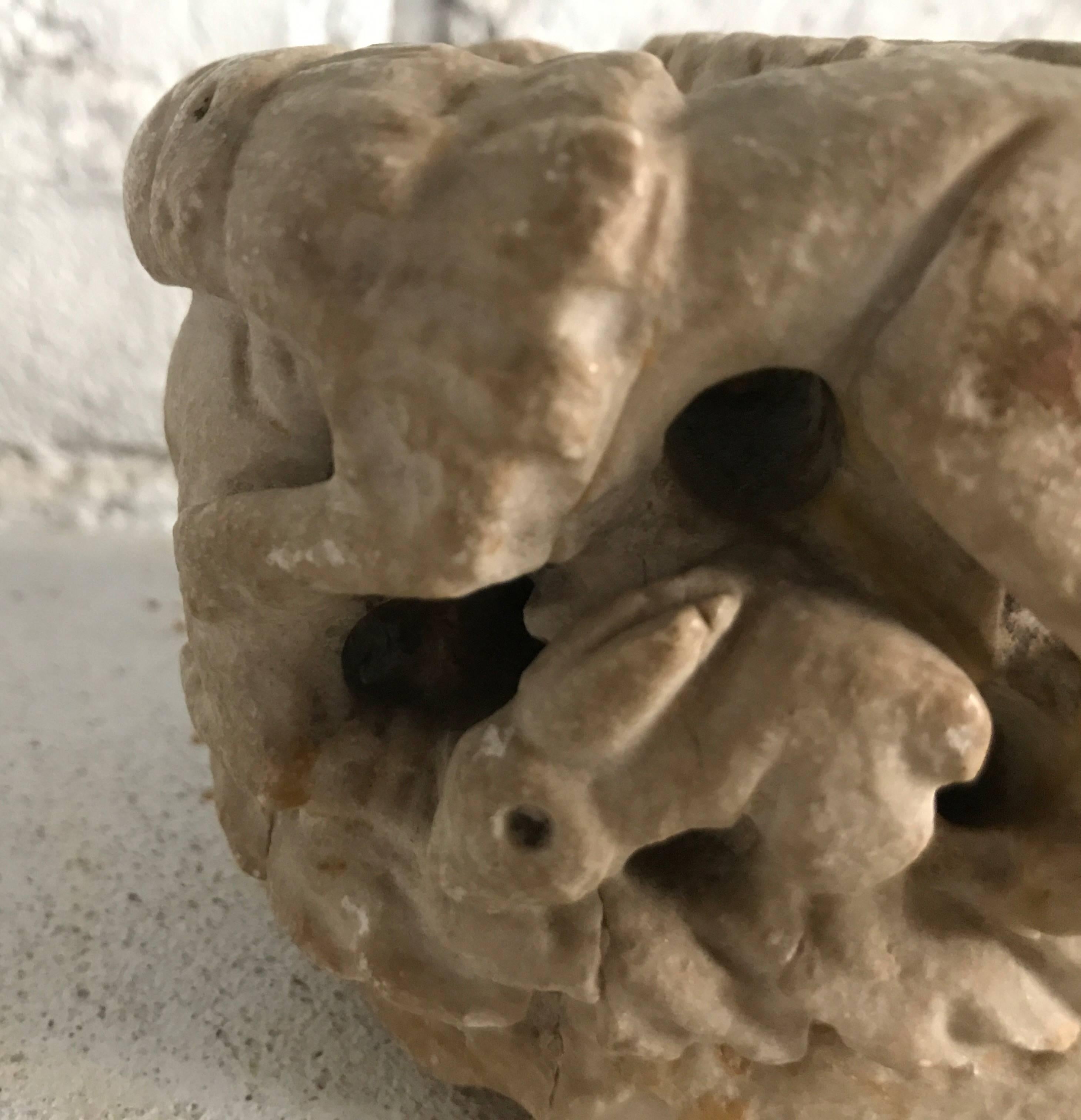 Bol en pierre sculptée de la fin du XIXe siècle trouvé en Italie en vente 4