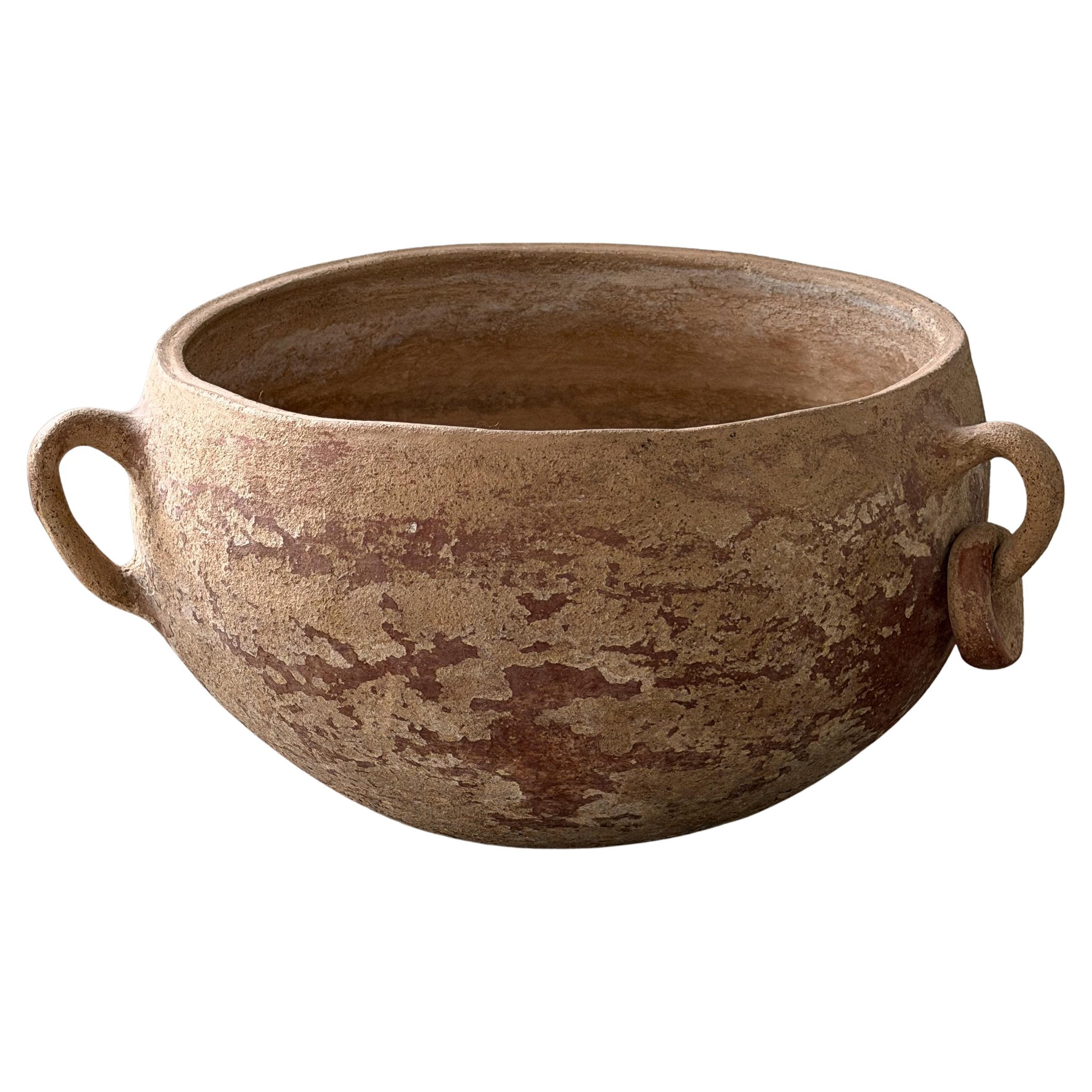 Early 20th Century Clay Bowl with Handle - Indigenous to Sierra Norte Del Puebla For Sale