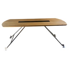 Estilo «Mid Century», escritorio de arquitecto italiano de los años 60, madera de frutales, cromo, inserción de cuero