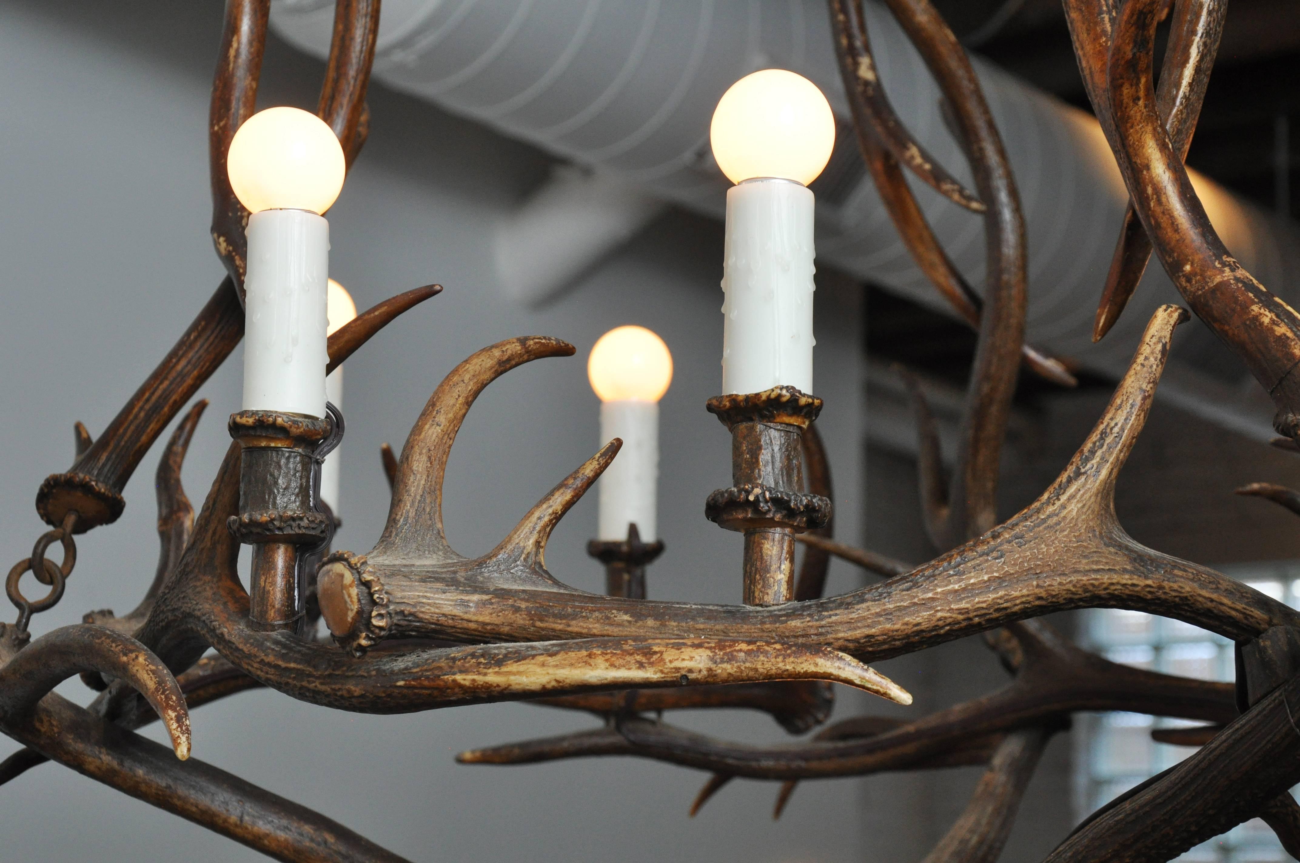 18th Century Bavarian Antler Chandelier Found in Germany For Sale 1
