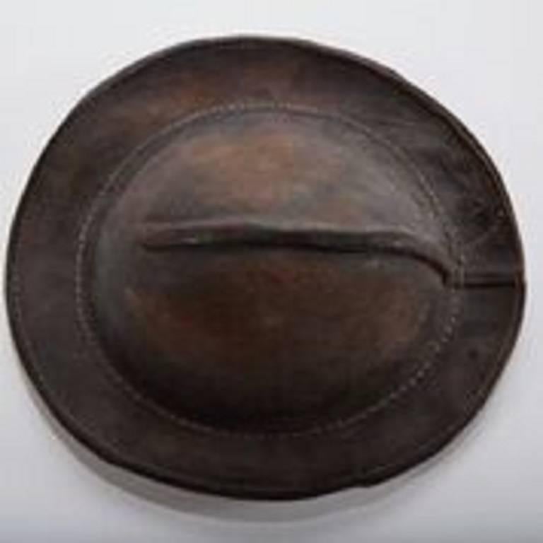 Hand-Crafted Early 19th Century Italian Leather Military Cap For Sale