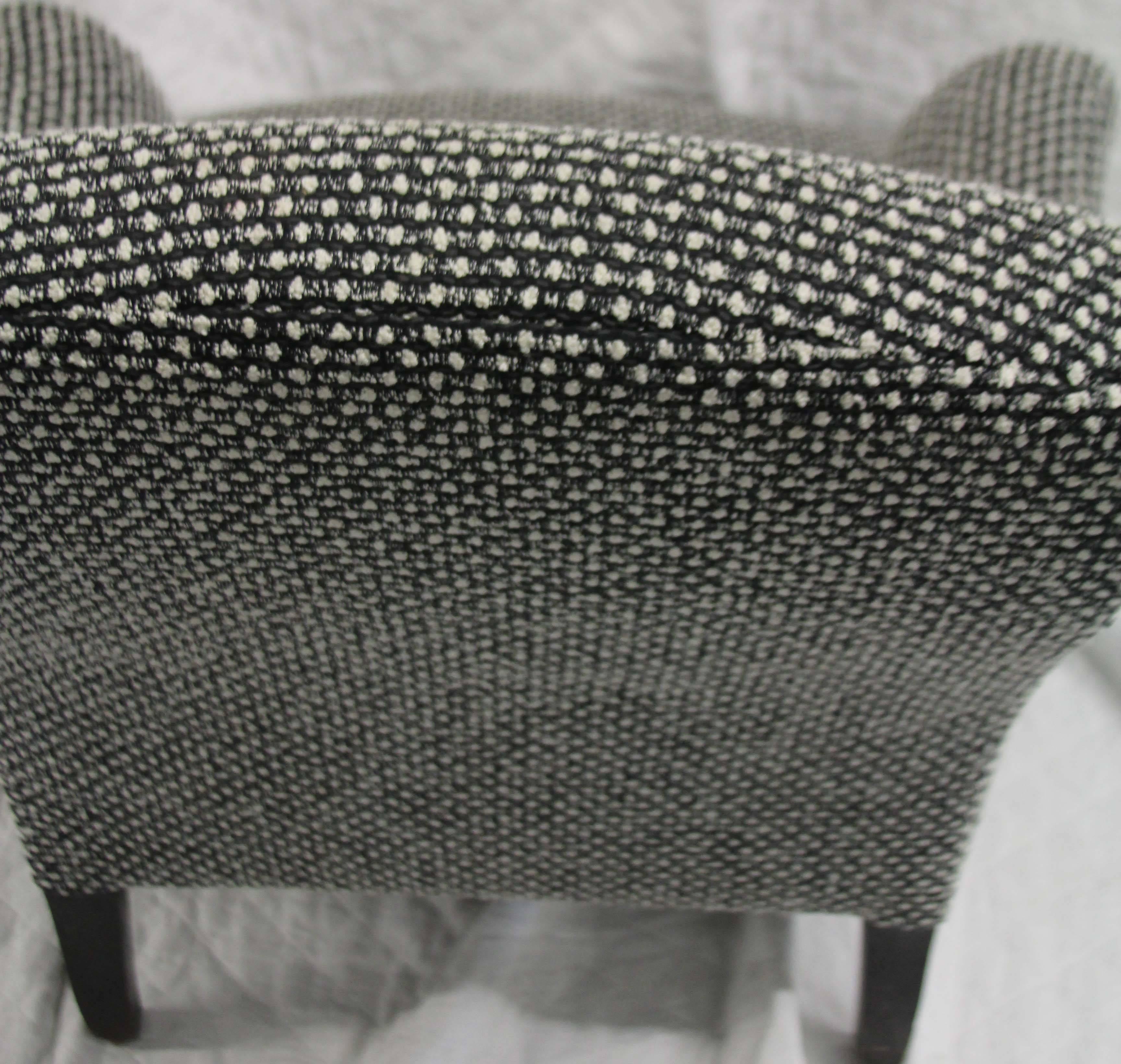 Late 19th Century Classic French Lounge Chair in Black and White Wool Fabric 5