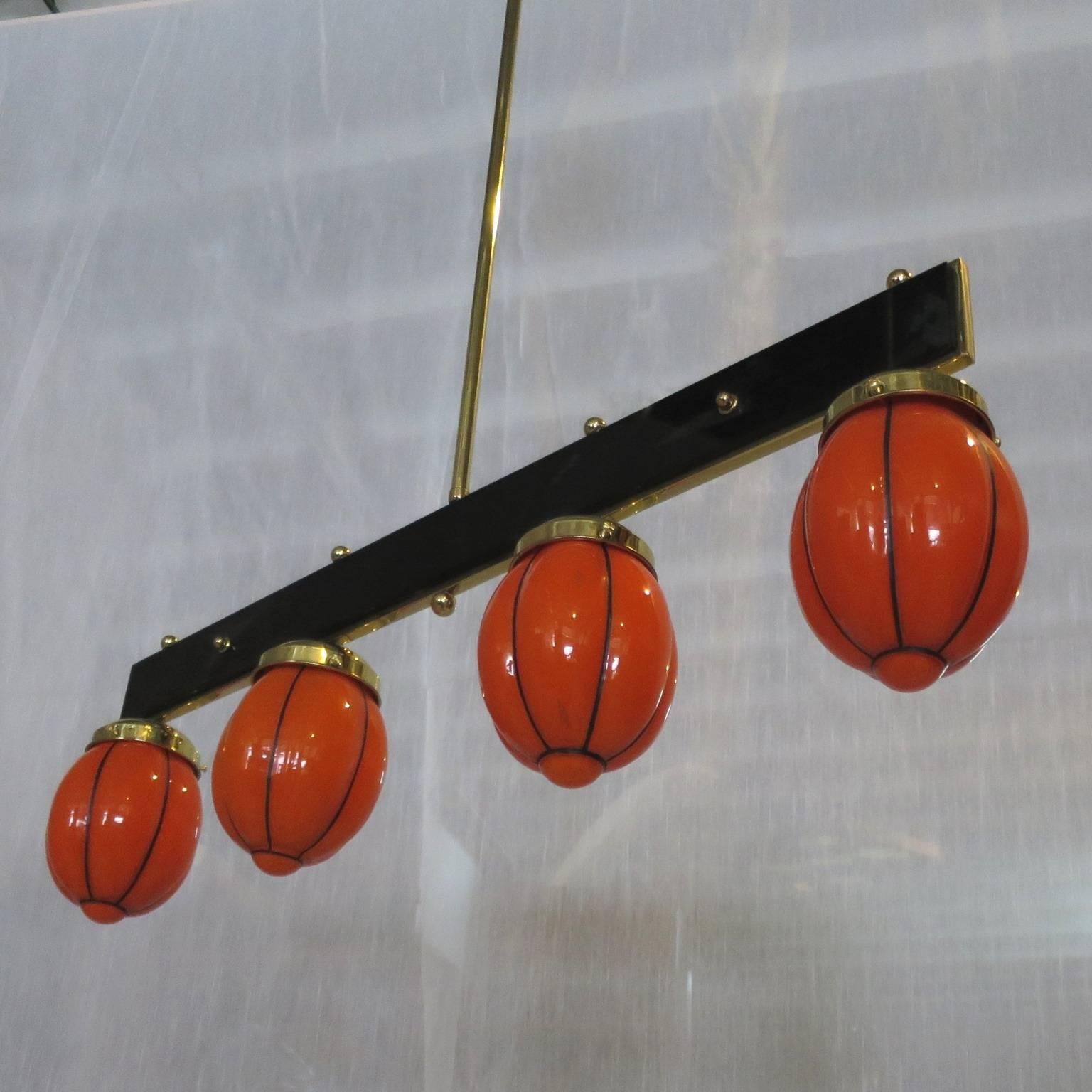 Italiano Lampadario in vetro colorato italiano del Medioevo in vendita