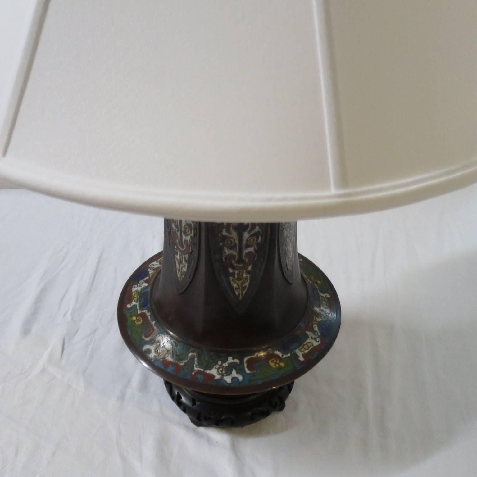 Chinese Cloisonné Enamel Bronze Vase 19th Century Mounted as a Table Lamp In Good Condition For Sale In Miami, FL