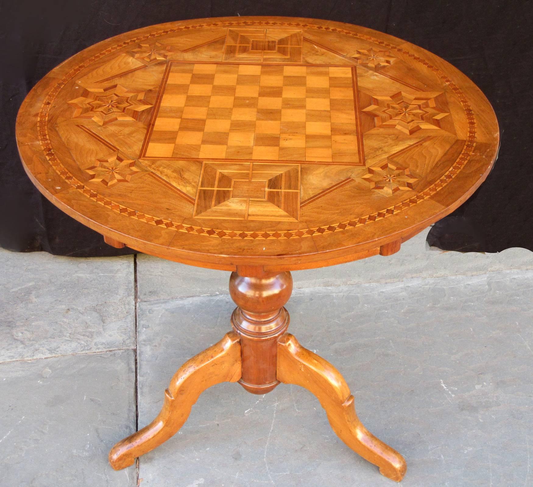 Inlay 19th Century Italian Walnut Inlaid Chess Game Tilt Top Table