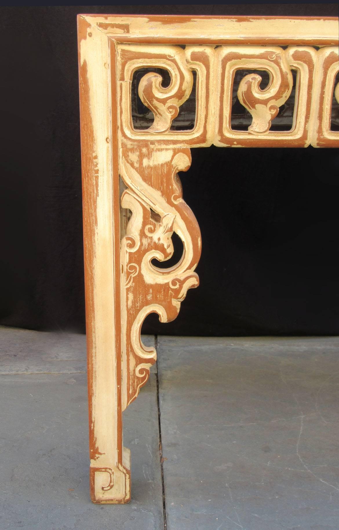 Pair of Early 20th Century Chinese Altar Console Tables with Distressed Paint In Good Condition For Sale In Charleston, SC