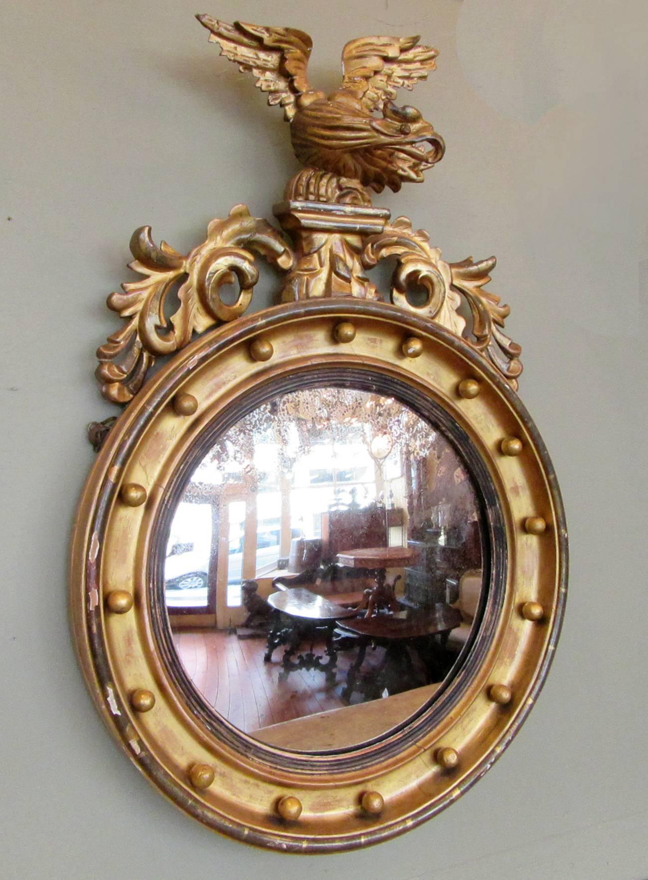 19th Century English Regency Giltwood Convex Mirror with Eagle and Acanthus In Good Condition In Charleston, SC