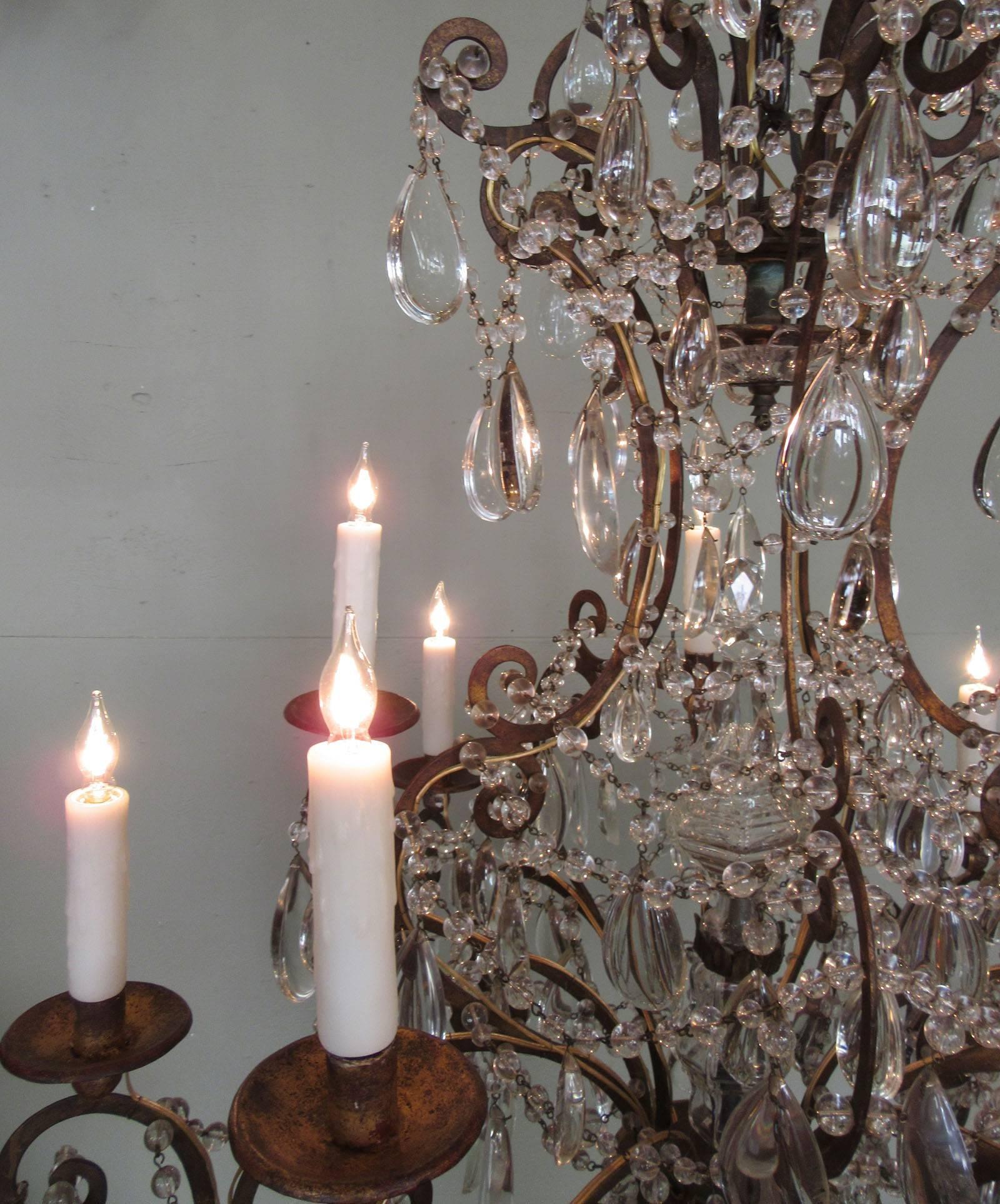 Early 19th Century Italian Gilt Tole and Polished Crystal Pendant Chandeliers 1