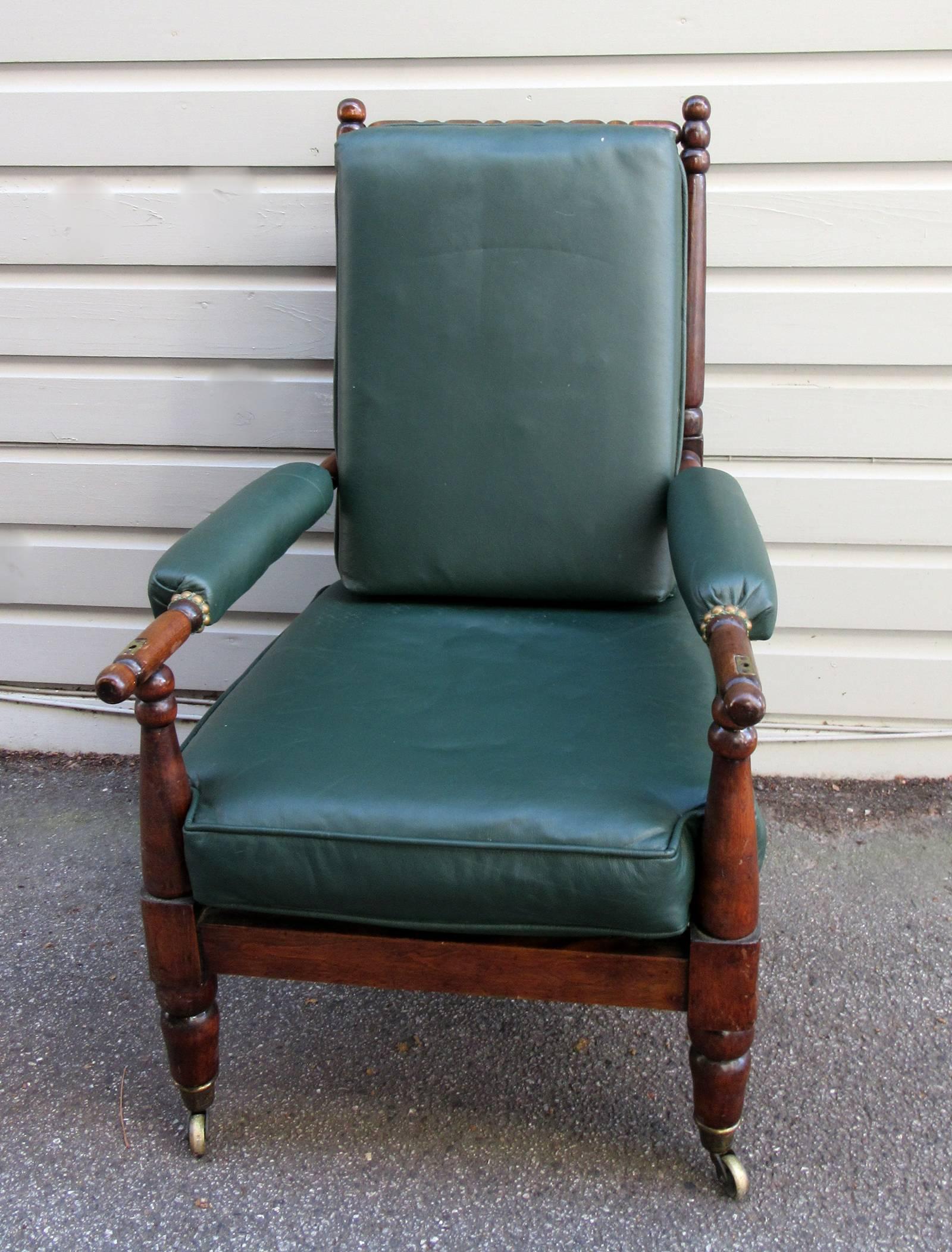 Early 19th Century English Mahogany Bobbin Turned Library Chair with Casters In Excellent Condition In Charleston, SC
