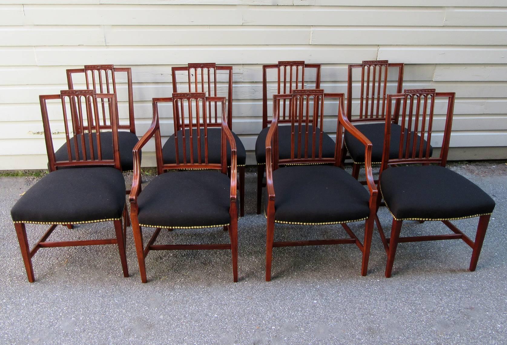 Set of Eight Late 18th Century English Hepplewhite Mahogany Dining Chairs 5
