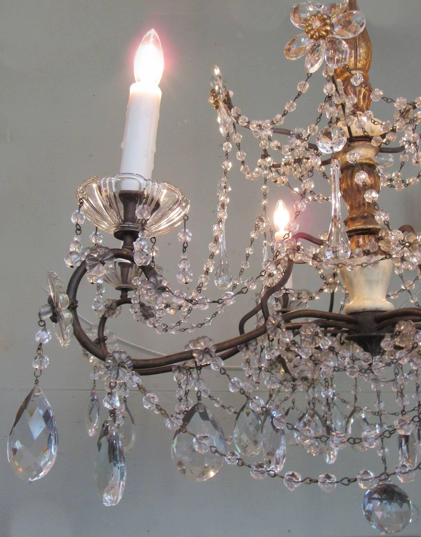 Early 20th Century Italian Genoese Giltwood and Ivory Painted Crystal Chandelier 3