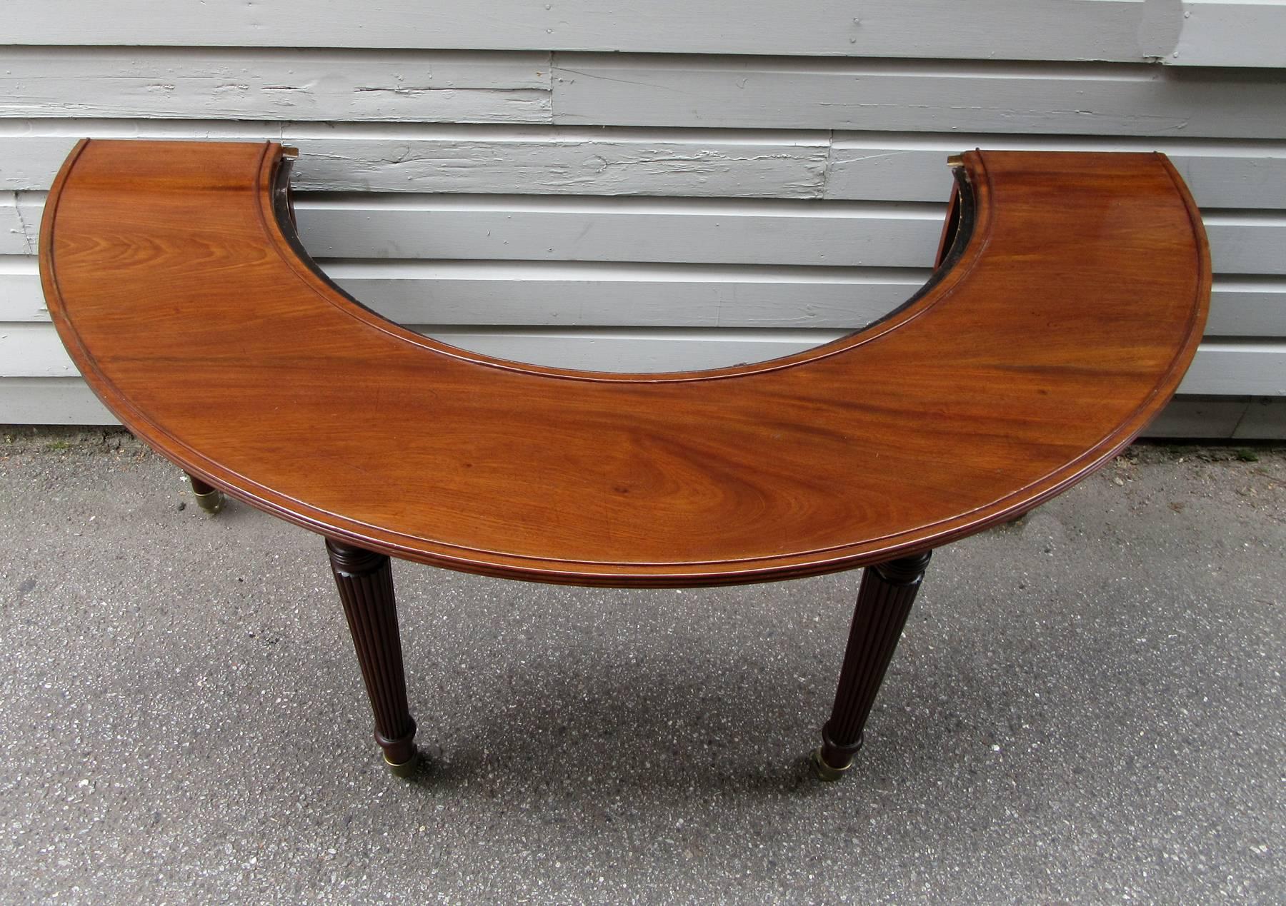 Early 19th Century English Regency Mahogany Social Table Attributed to Gillows For Sale 5