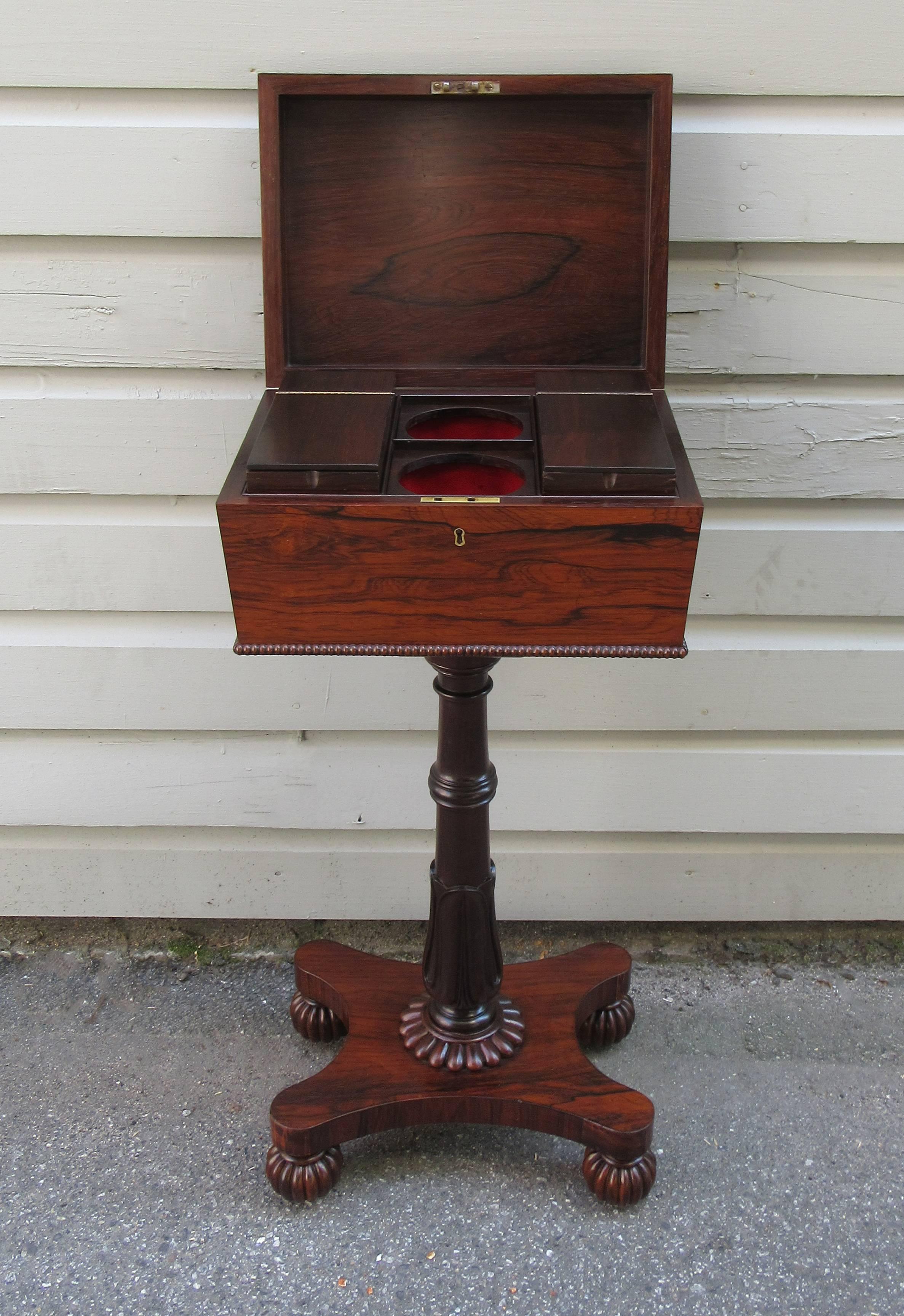 Early 19th Century English Rosewood Regency Teapoy on Tulip Pedestal Base In Excellent Condition In Charleston, SC