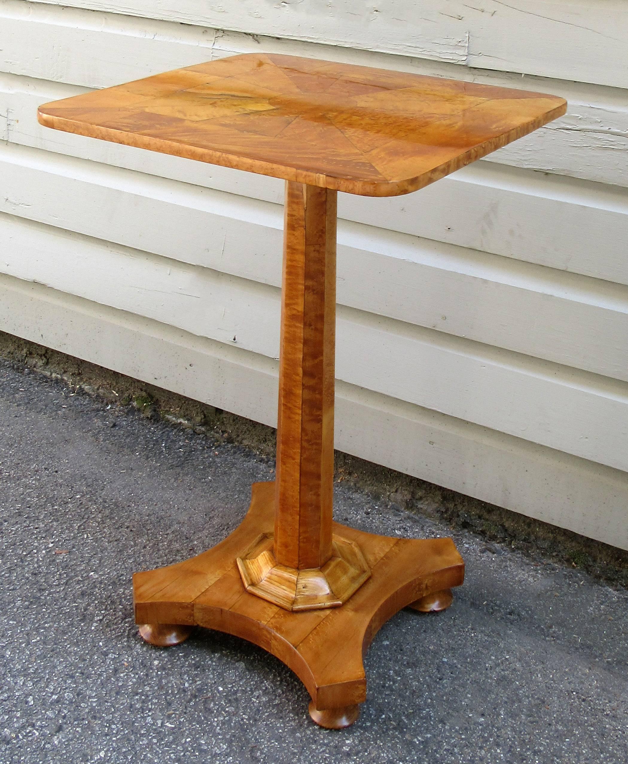 19th Century English Regency Birdseye Maple Occasional Pedestal Table 5