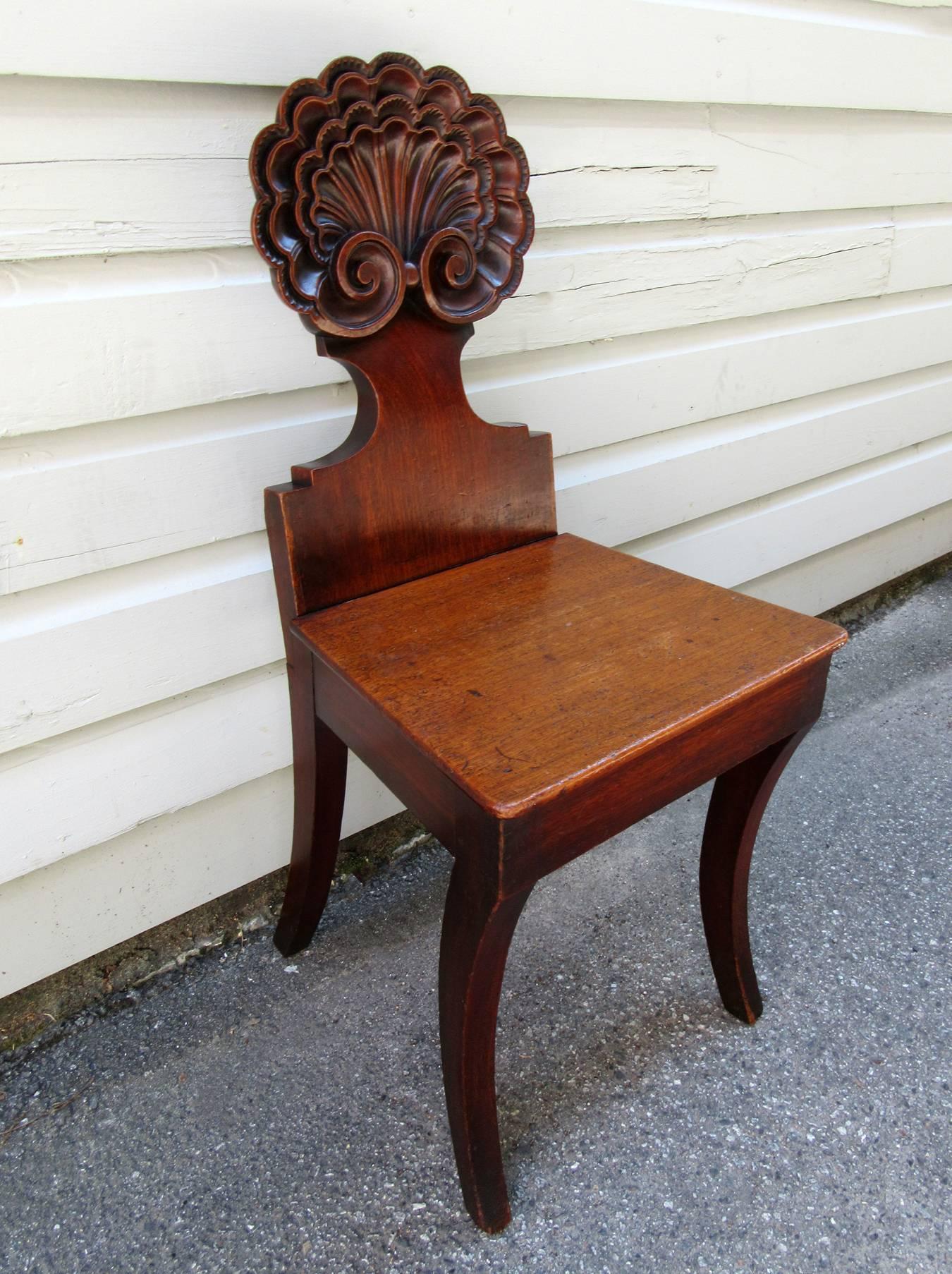 Early 19th Century English William IV Mahogany Hall Chairs Attributed to Gillows 2