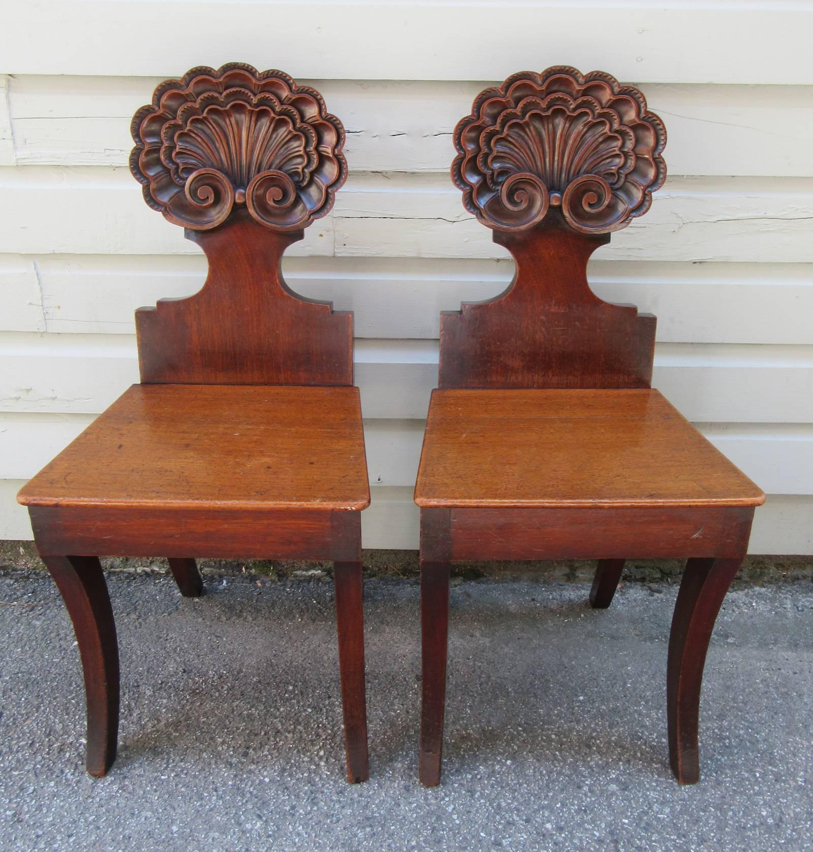 Hand-Carved Early 19th Century English William IV Mahogany Hall Chairs Attributed to Gillows