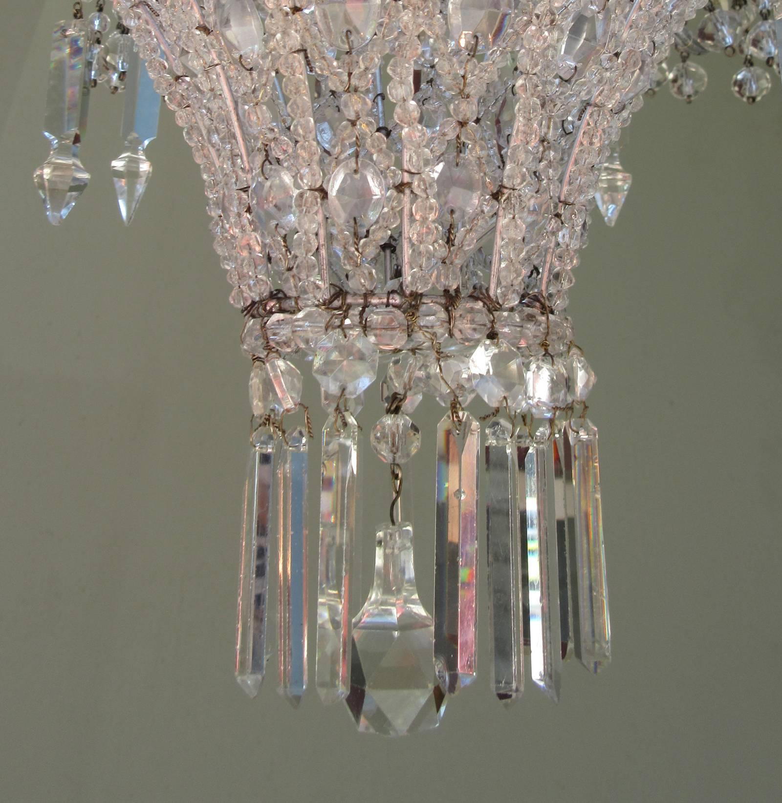 Early 20th Century Italian Neoclassical Crystal and Tole Chandelier 3