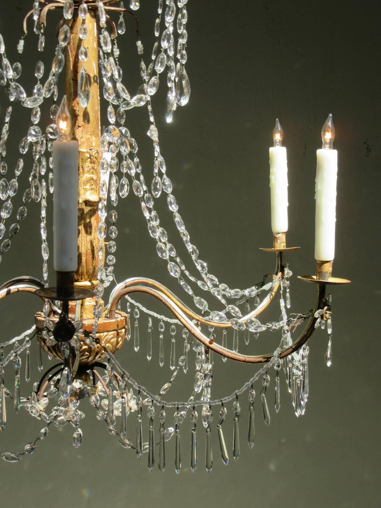 Late 18th Century Italian Genoese Giltwood, Tole and Crystal Chandelier In Excellent Condition In Charleston, SC