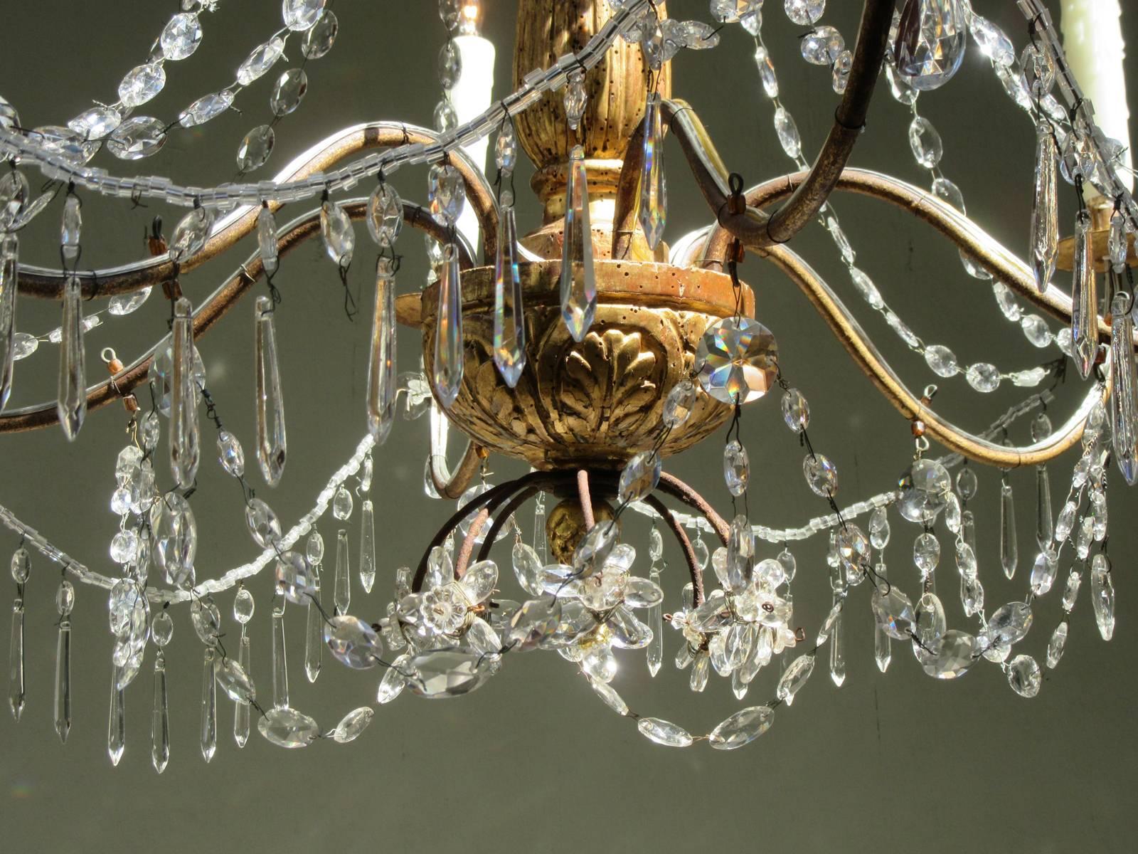 Late 18th Century Italian Genoese Giltwood, Tole and Crystal Chandelier 2