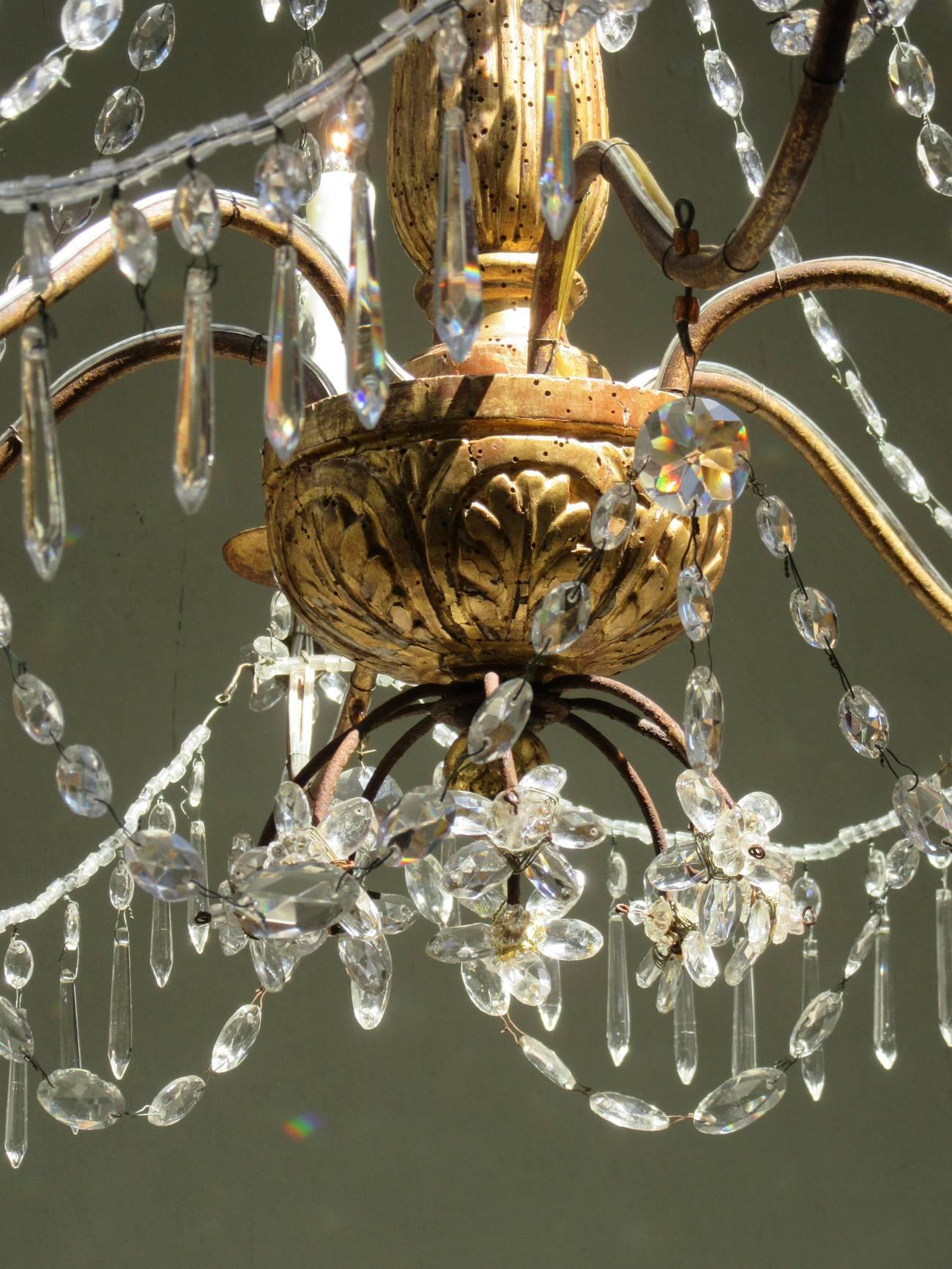 Late 18th Century Italian Genoese Giltwood, Tole and Crystal Chandelier 3