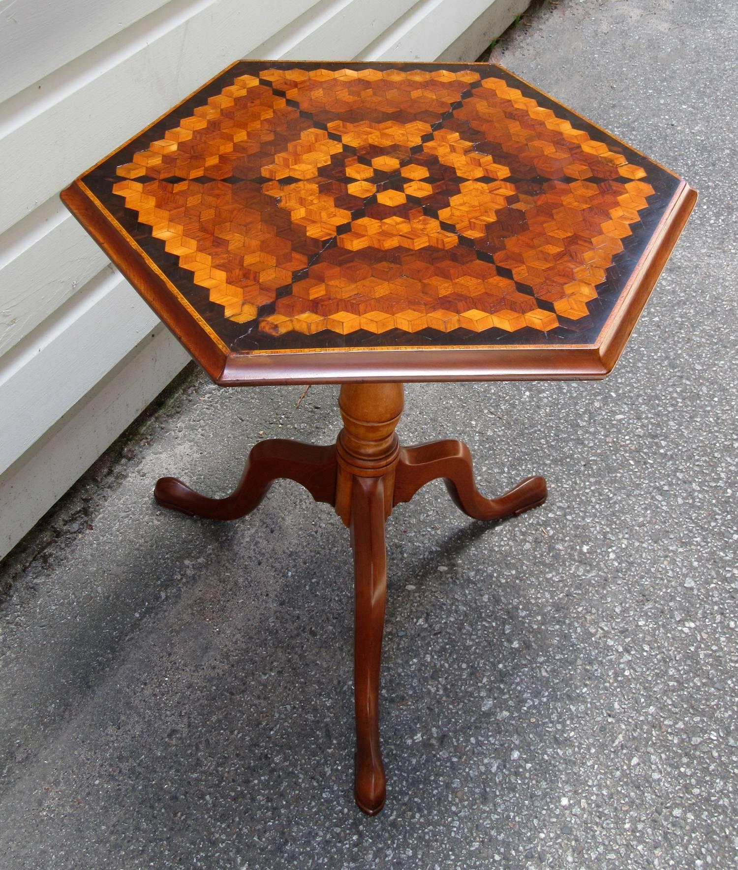 Maple Late 18th Century English Neoclassical Hexagonal Specimen Tilt-Top Table 