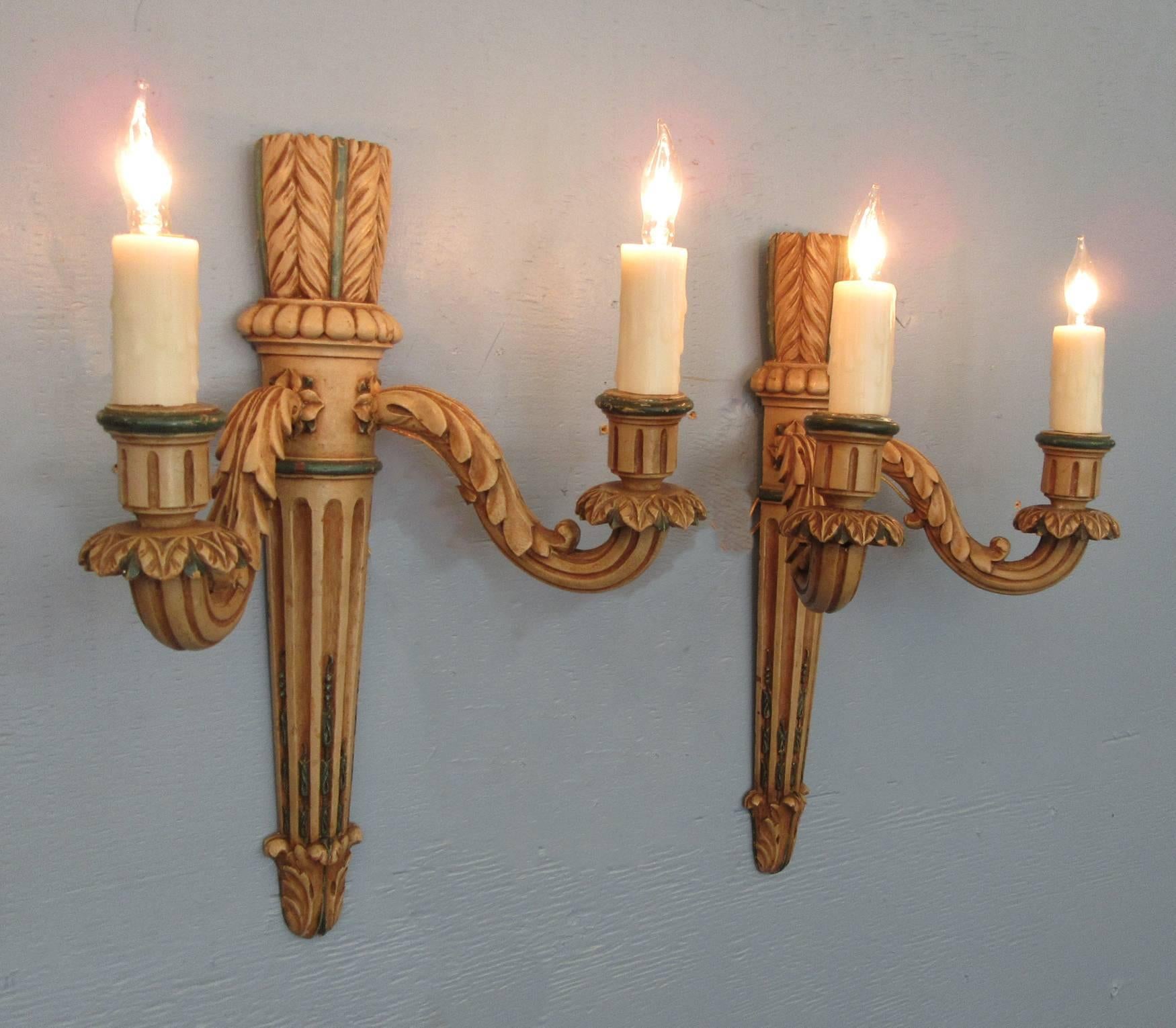 Early 20th C French Louis XIV Wooden Ivory and Green Quiver Shaped Sconces  In Excellent Condition In Charleston, SC