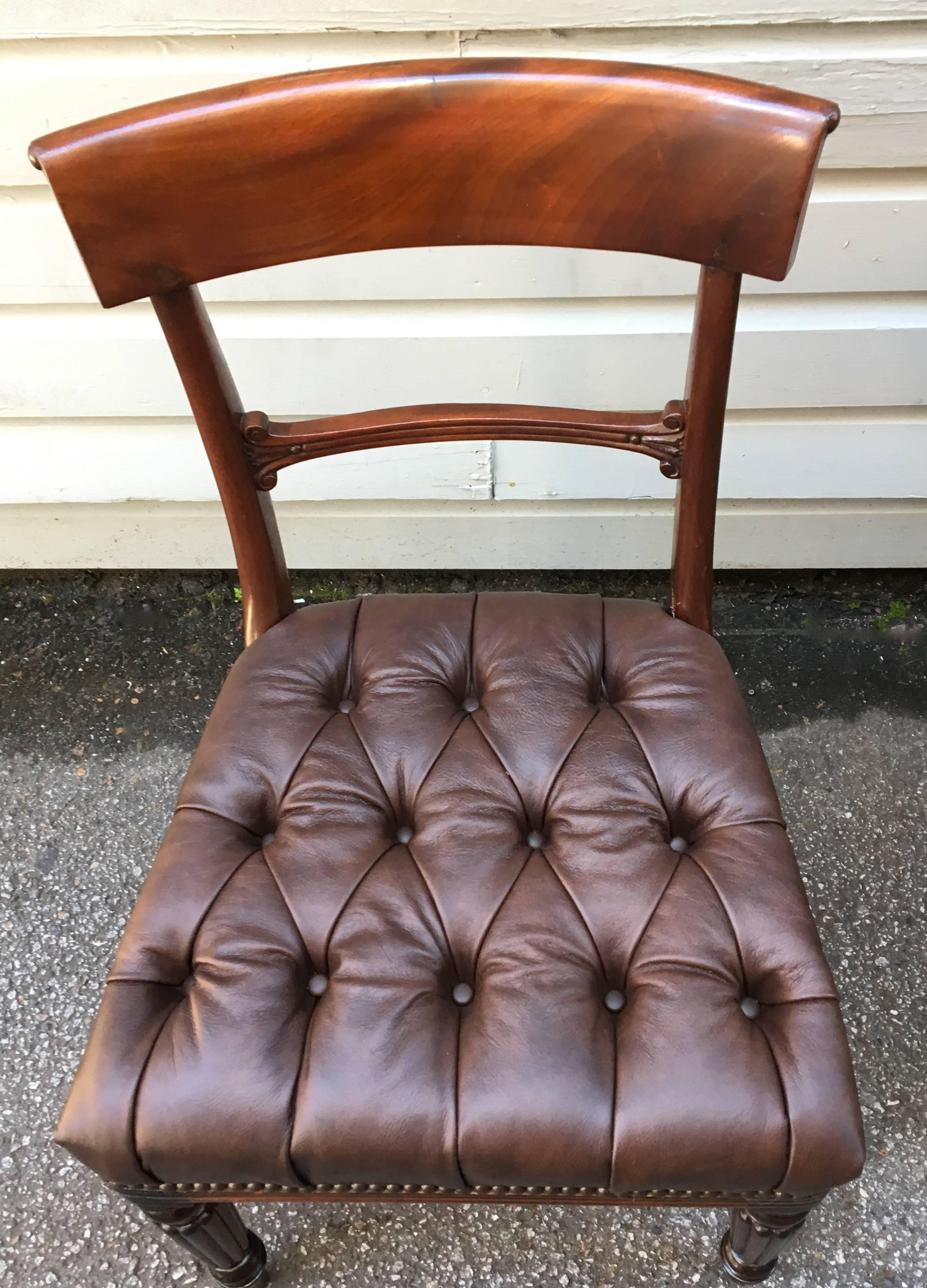 Neoclassical 19th Century Set of Six Philadelphia, Baltimore Mahogany Tufted Leather Chairs 