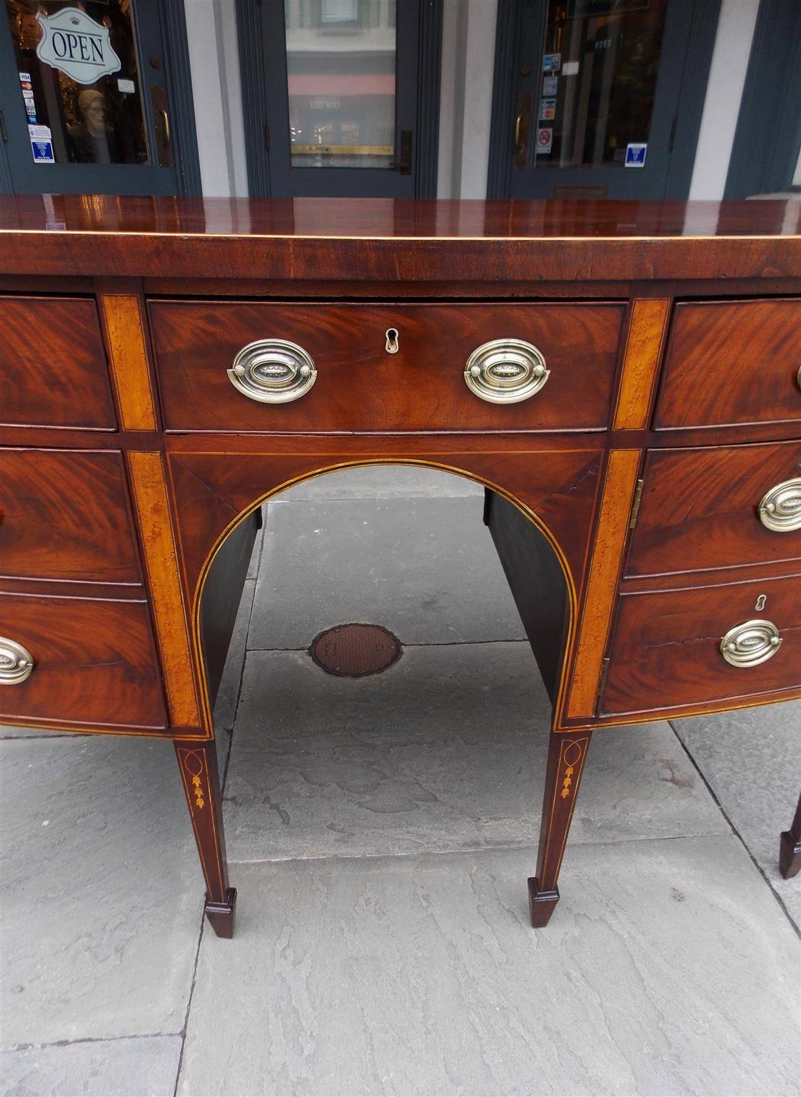 English Hepplewhite Mahogany Bow Front Inlaid Sideboard, Circa 1780 For Sale 1