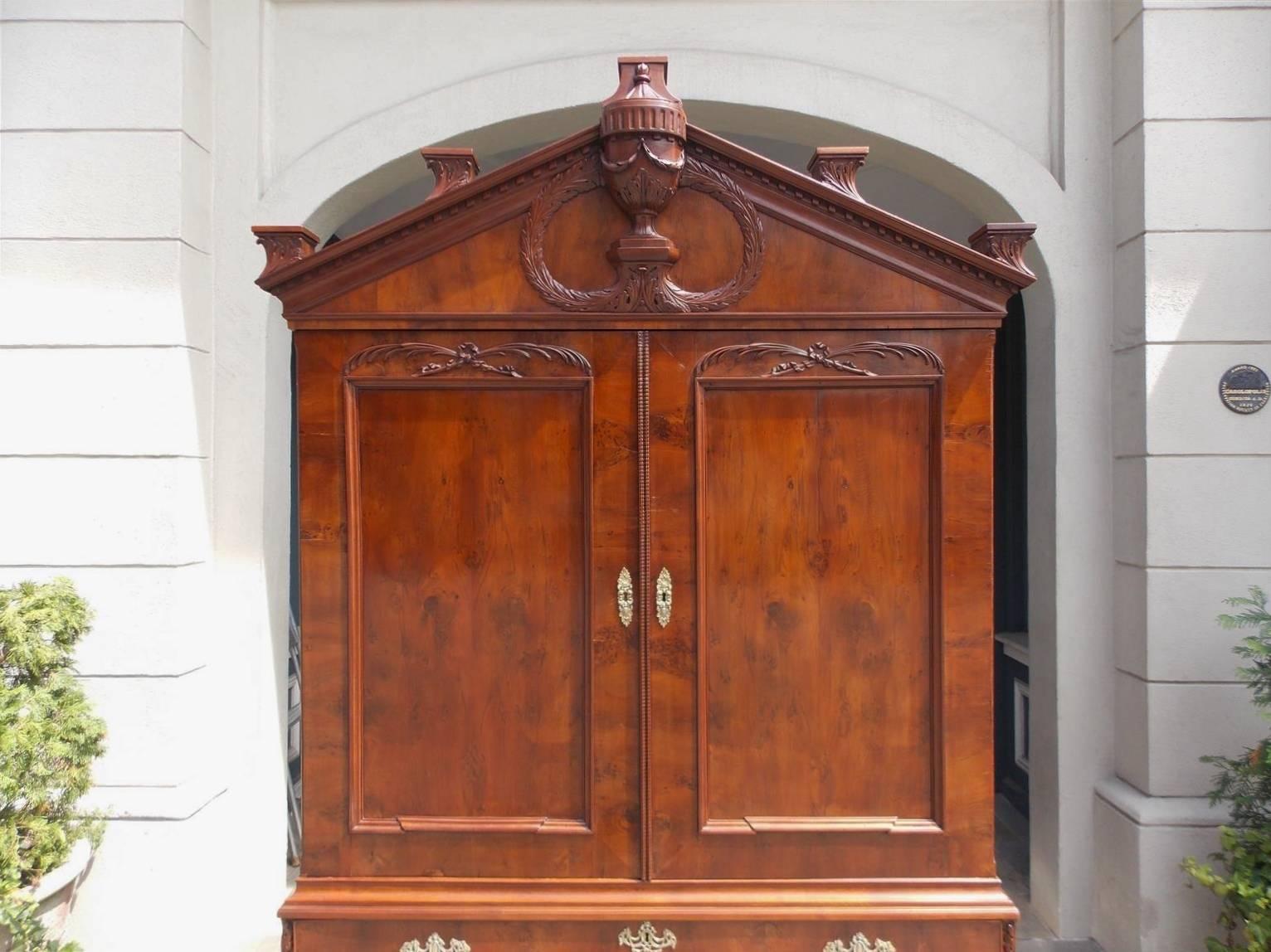 Dutch Yew Wood Paladian & Bombay Linen Press, Circa 1760 In Excellent Condition For Sale In Charleston, SC