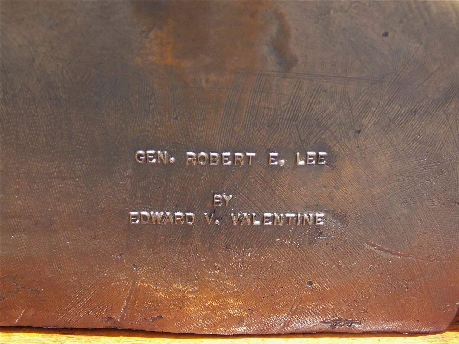 American Bronze Sculpture of General Robert E. Lee, Signed Valentine, C. 1870 In Excellent Condition In Charleston, SC