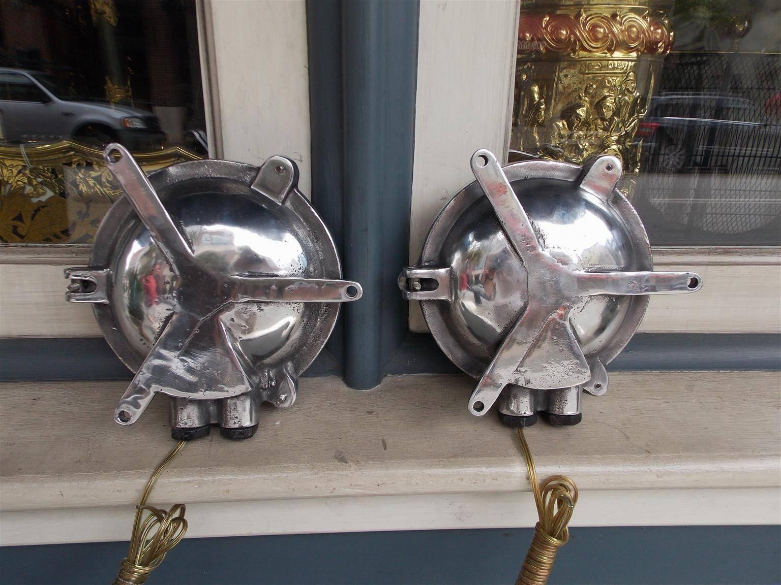 Pair of American Polished Aluminum Bulls Eye Nautical Wall Lights, 20th Century In Excellent Condition For Sale In Hollywood, SC
