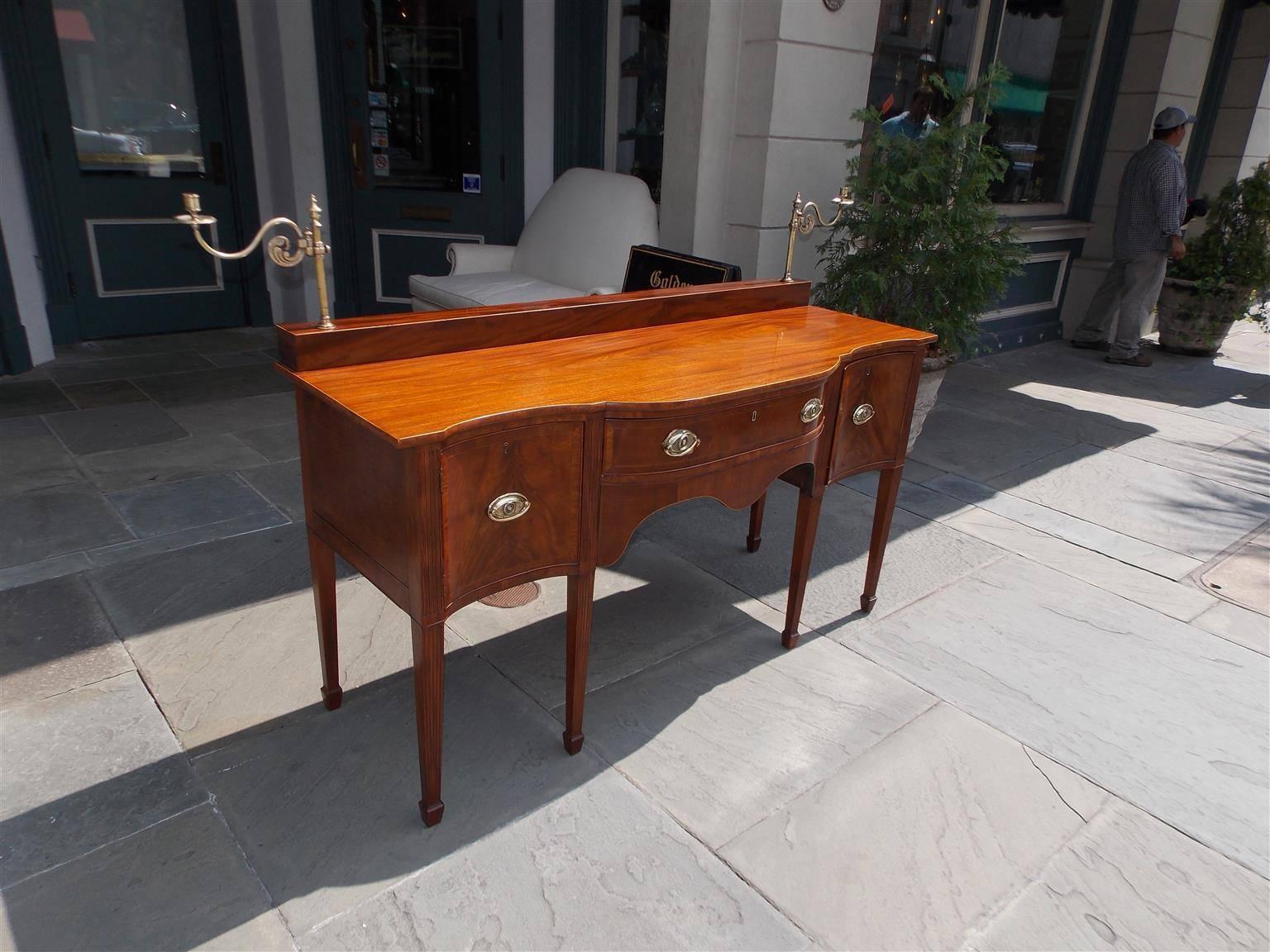 Hand-Carved American Mahogany Reverse Serpentine Inlaid Candelabra Sideboard, Circa 1790 For Sale