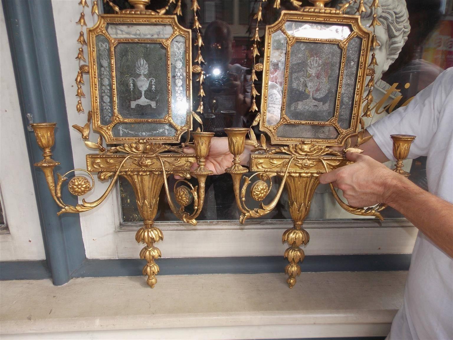 Set of Four George III Gilt Floral Mirror Wall Sconces, Circa 1780 For Sale 1