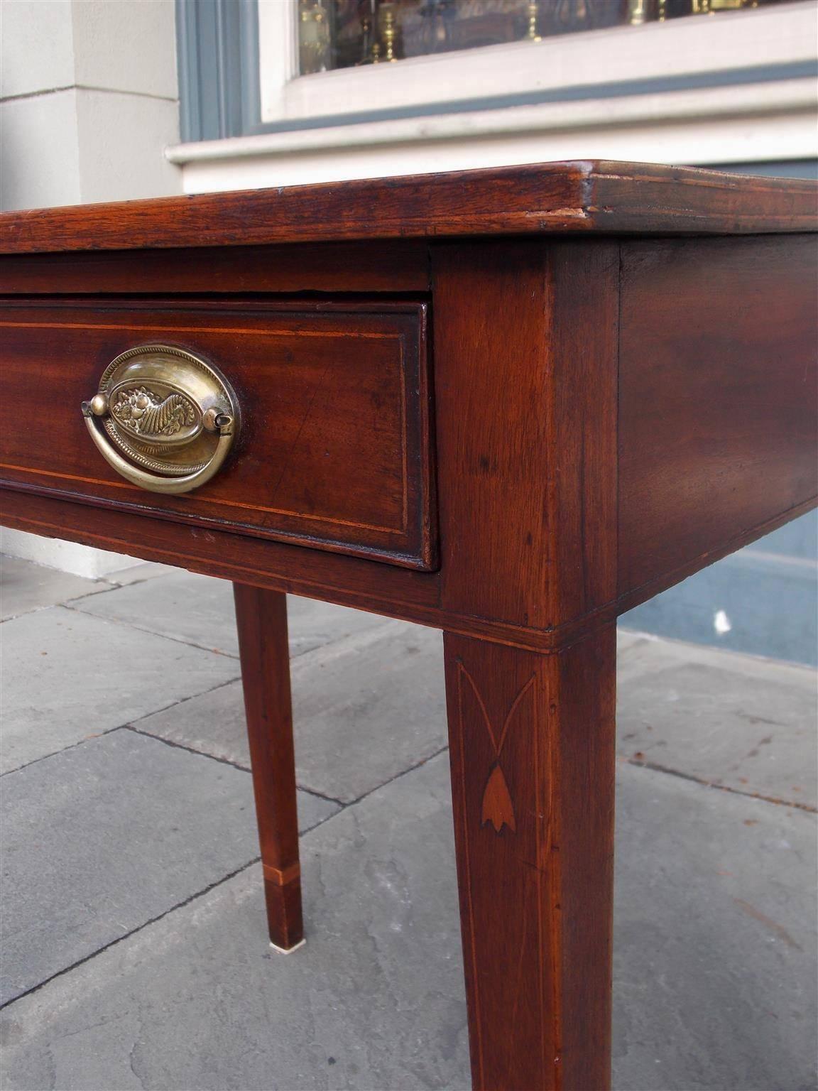 Hand-Carved American Charleston Mahogany Inlaid Bell Flower Side Table, Circa 1790