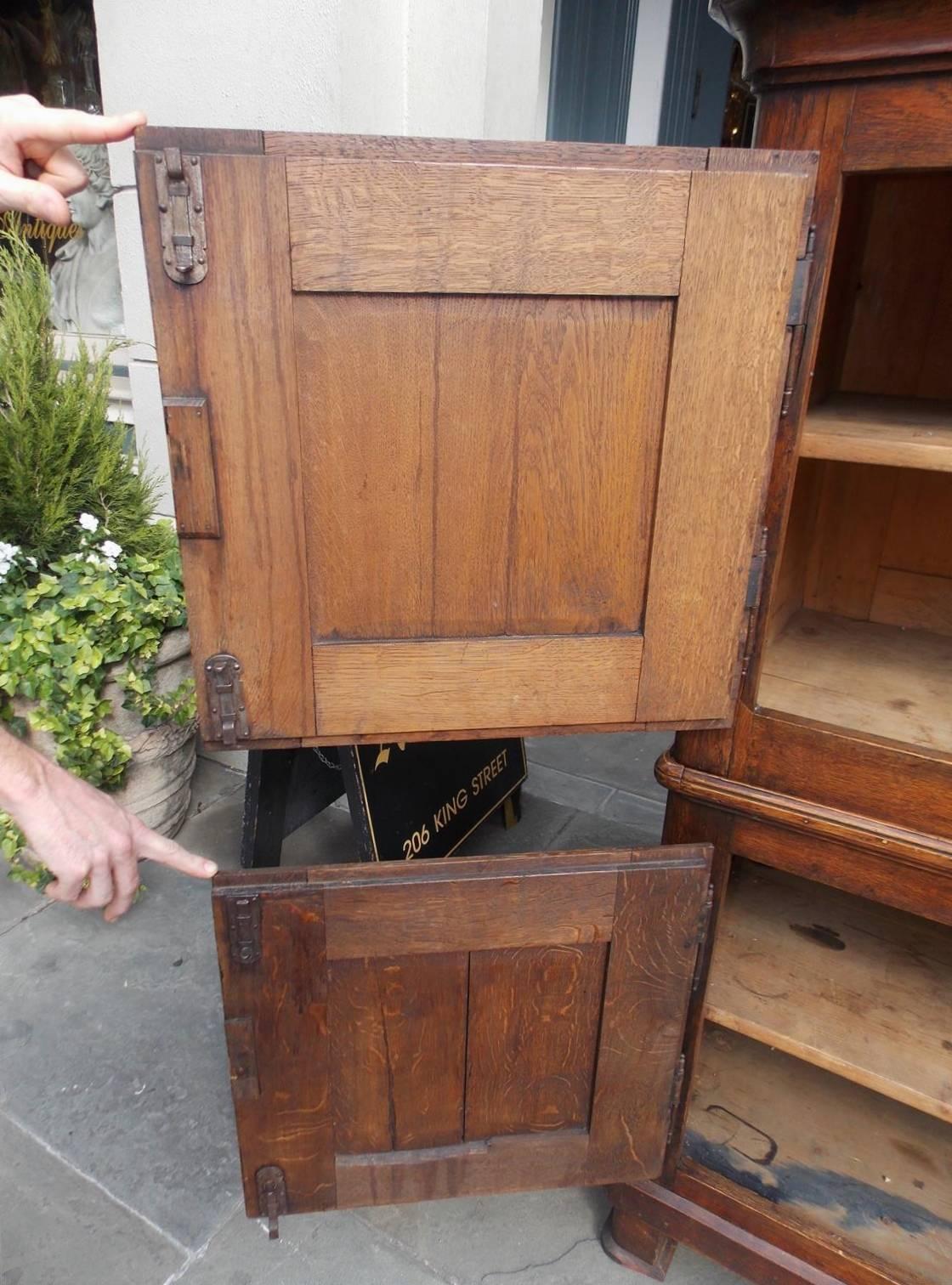 English Oak Military Campaign Two-Piece Cabinet, Circa 1800 In Excellent Condition In Hollywood, SC