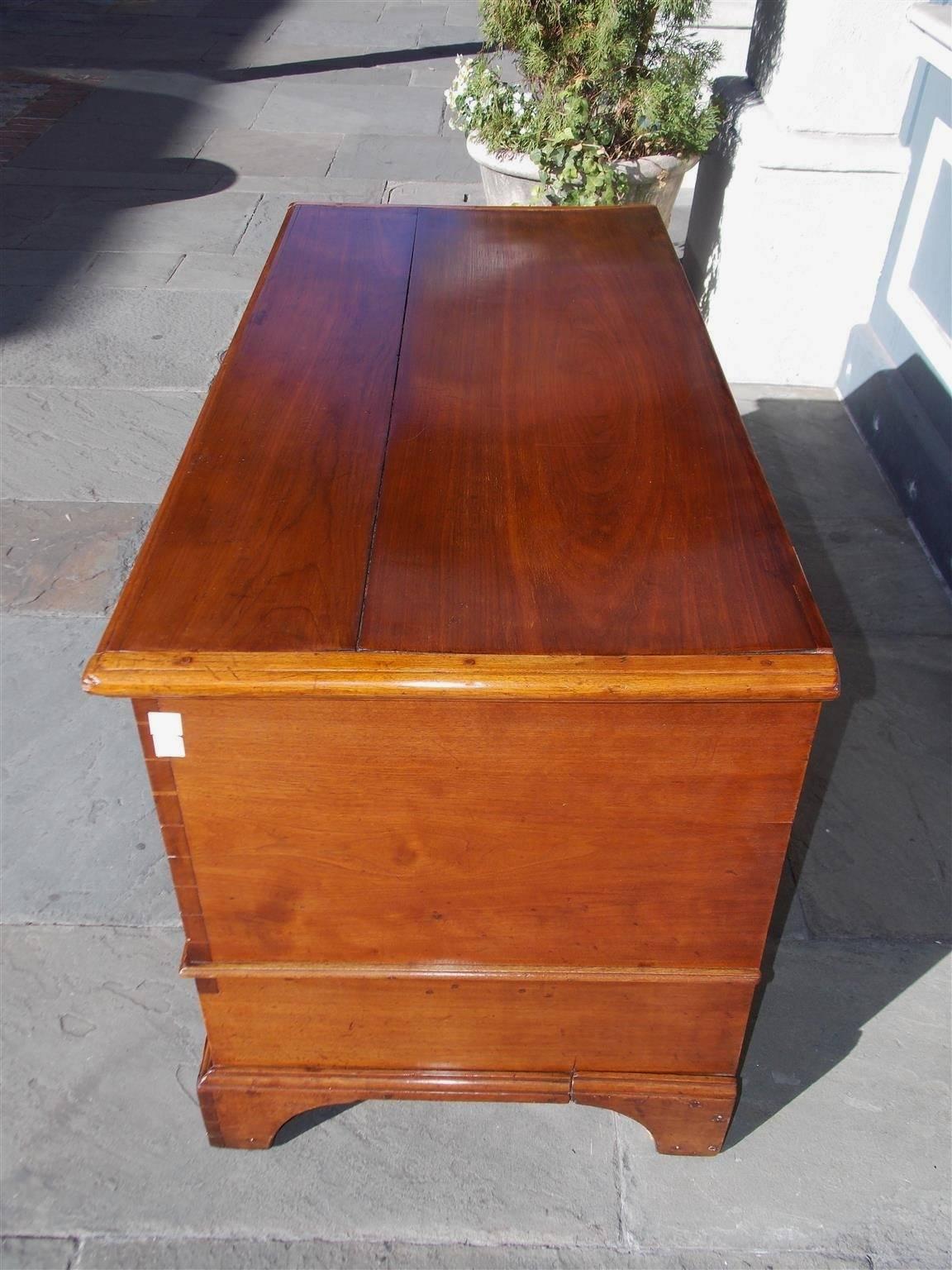 Poplar American Chippendale Walnut Exposed Dovetail Blanket Chest, Circa 1770