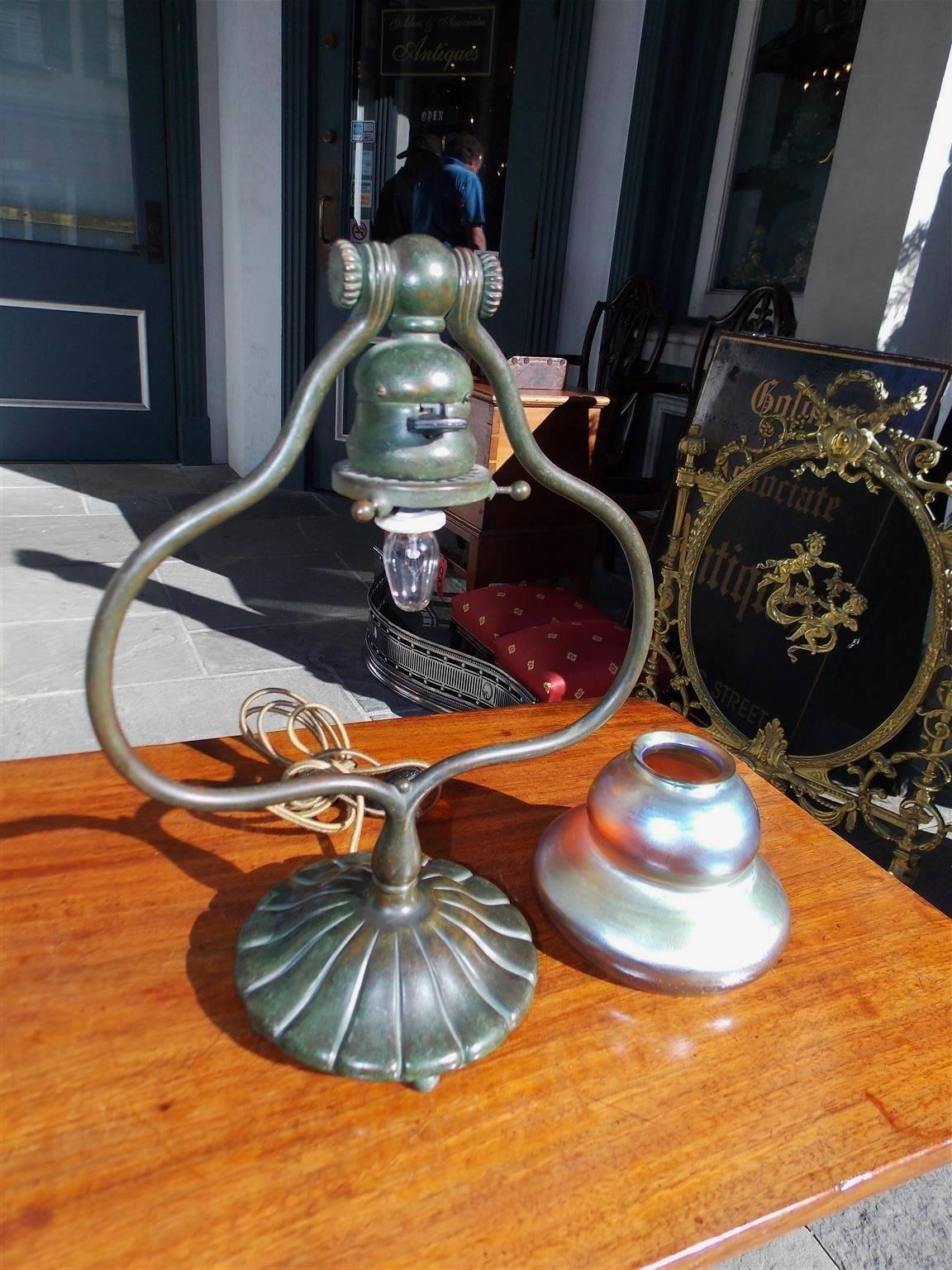 Lampe de bureau en bronze des studios Tiffany, New York, vers 1920 en vente 1