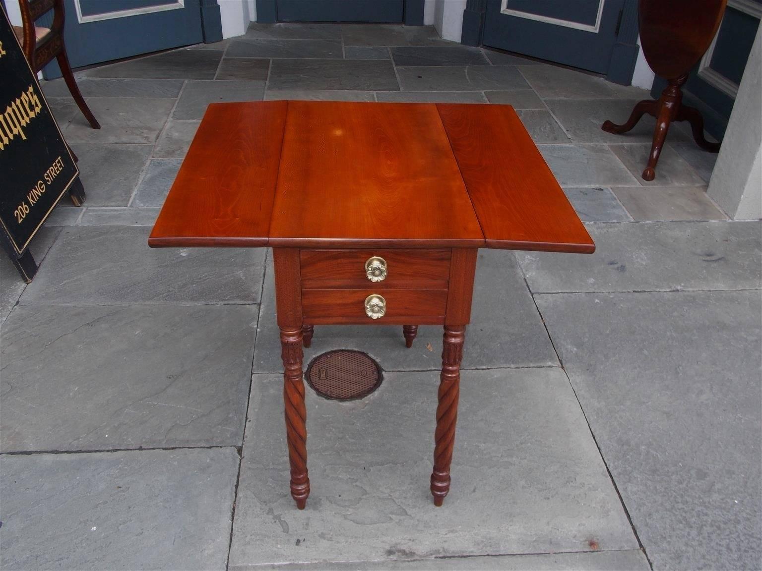 Early 19th Century American Federal Cherry Drop-Leaf Four-Drawer Side Table, N.C, Circa 1815