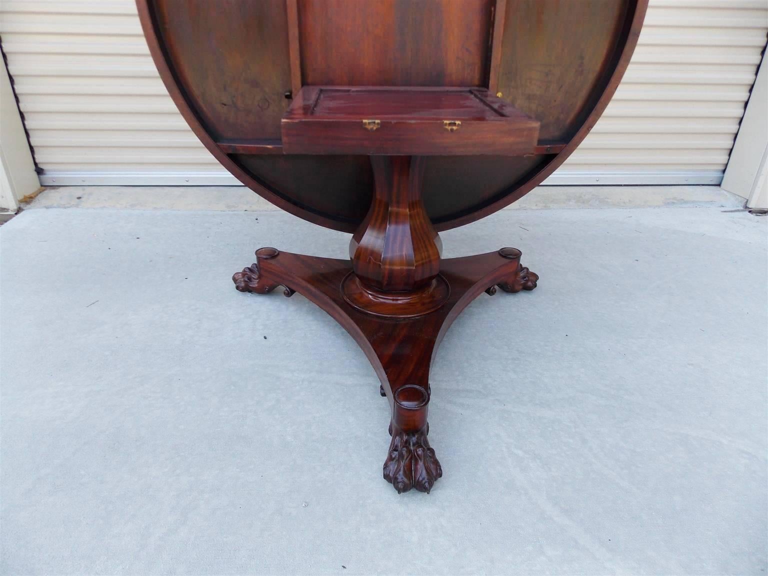 English Regency Mahogany Tilt-Top Center Table with Paw Feet, Circa 1815 For Sale 2