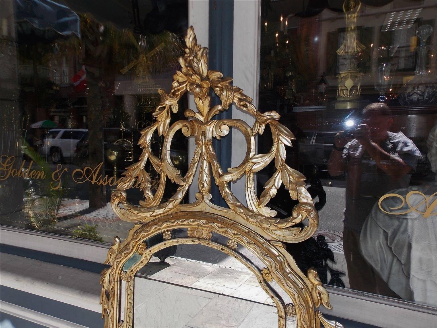 Italian Neoclassical Silver and Gold Gilt Foliage Wall Mirror, Circa 1770 In Excellent Condition For Sale In Hollywood, SC