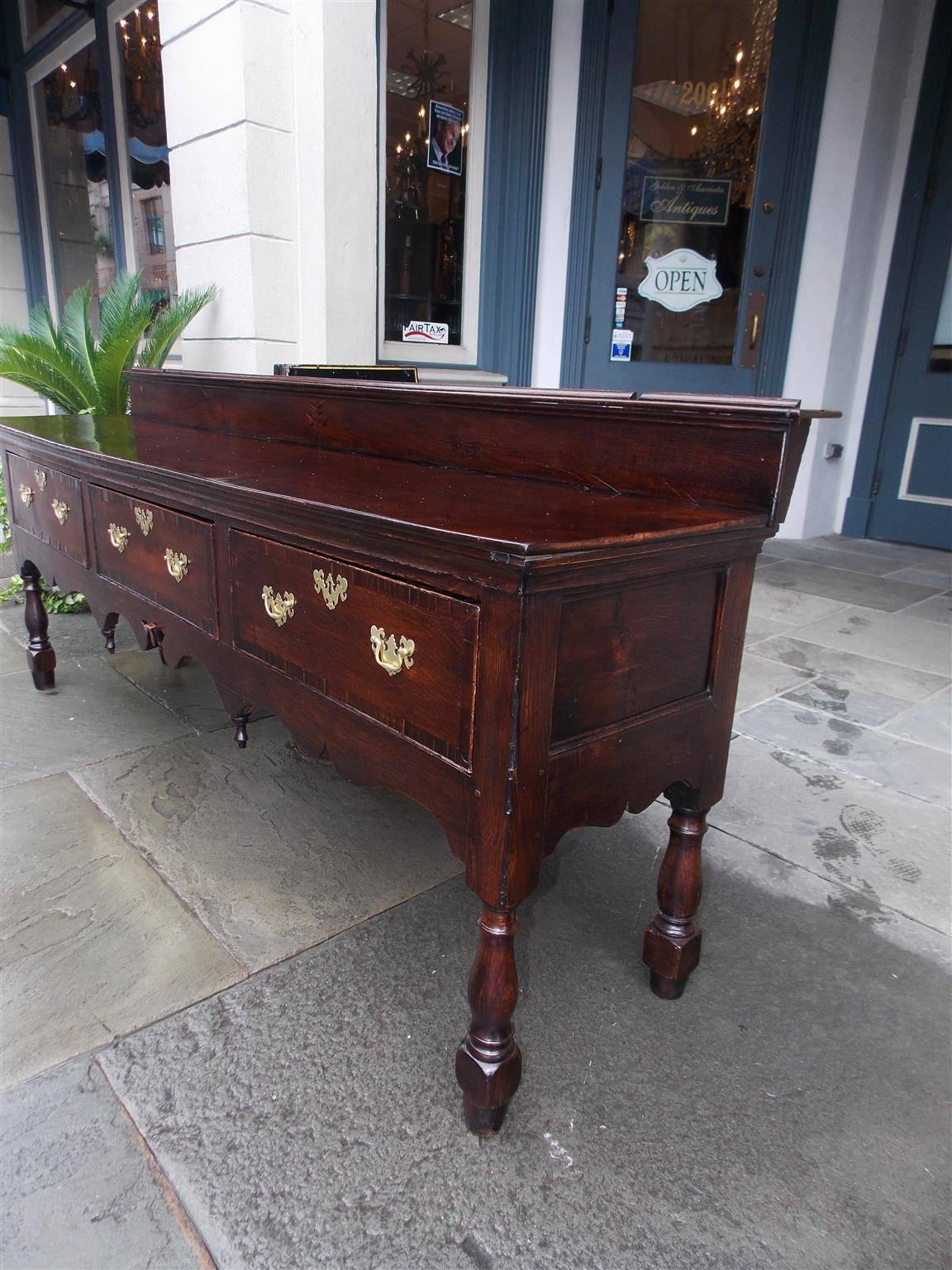 Hand-Carved English Oak Three-Drawer Floral Inlaid Scalloped Console, Circa 1770 For Sale