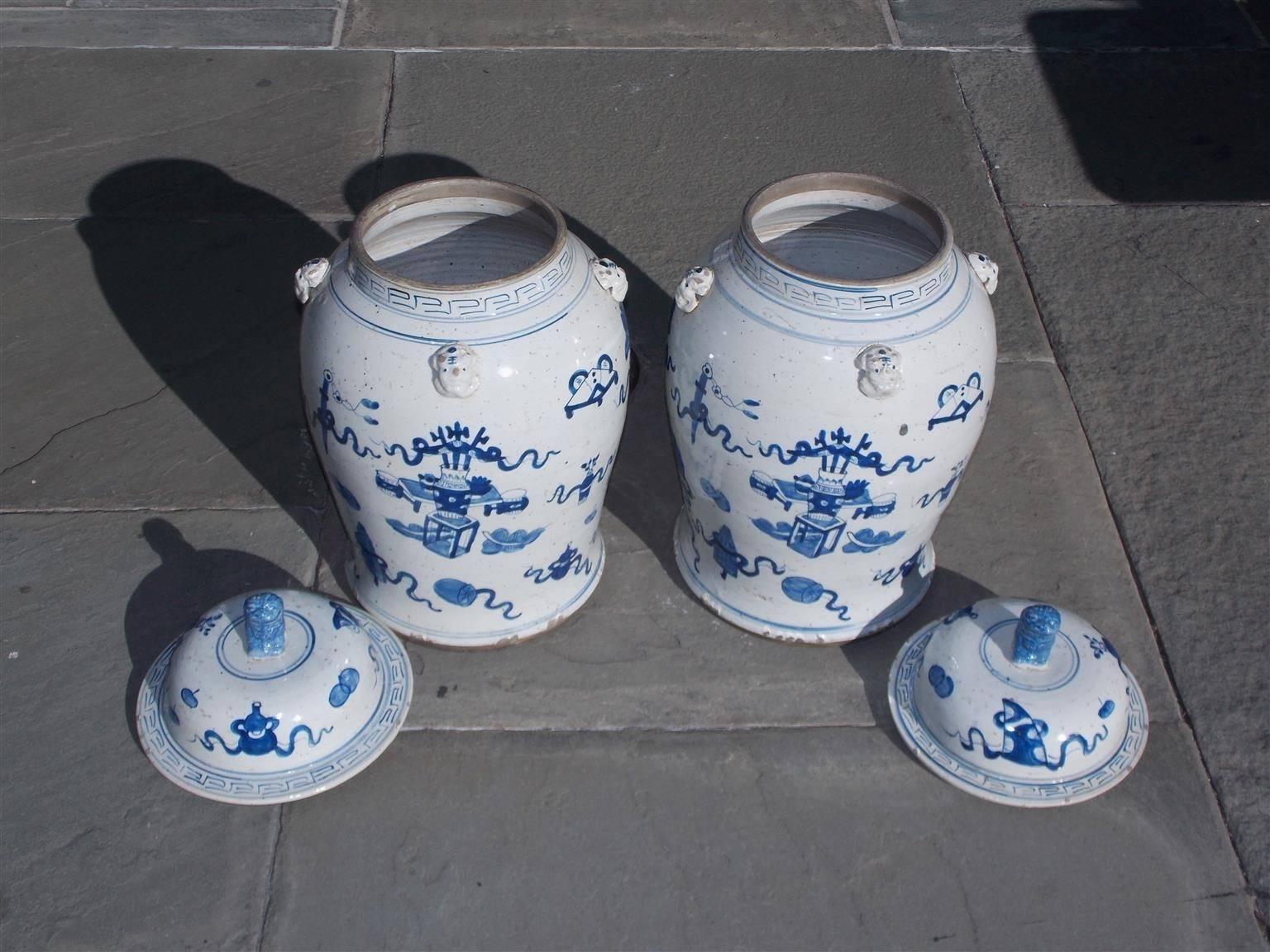 Pair of Chinese Porcelain Glazed Blue and White Foo Dog Temple Jars, 20th Cent.  In Excellent Condition In Hollywood, SC