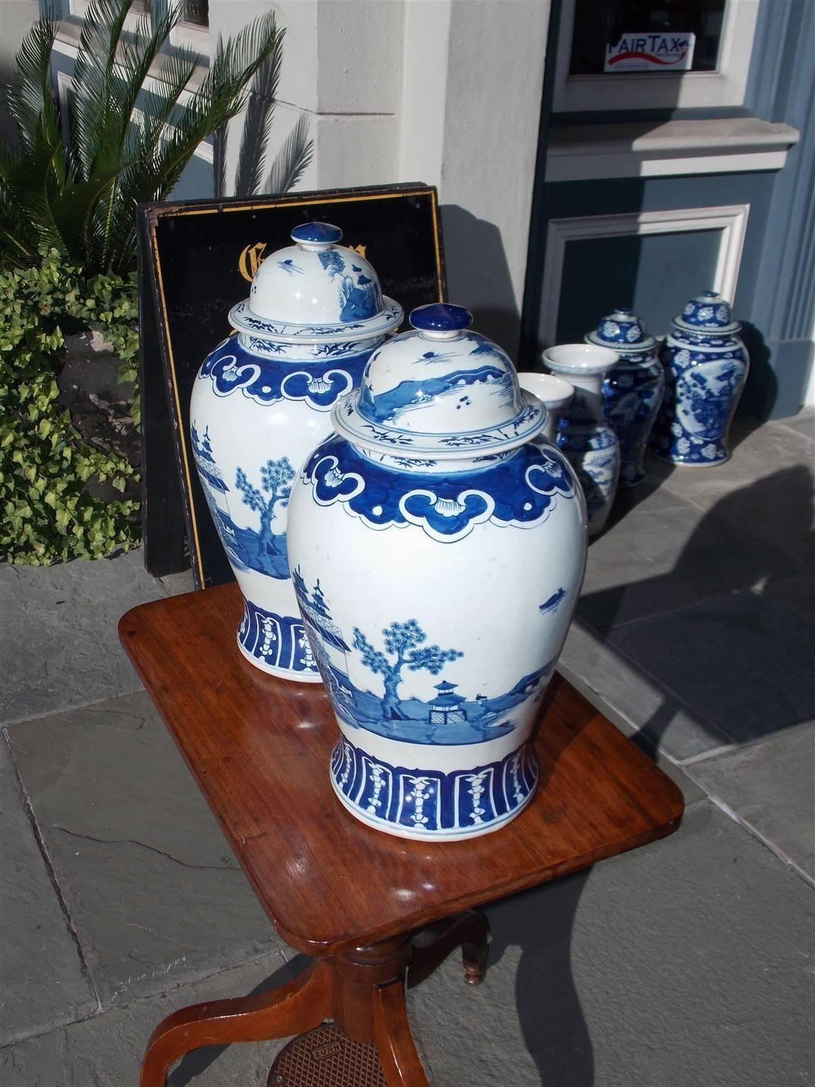 Pair of Chinese Porcelain Glazed Blue & White Temple Jars with Lids, 20th Cent. In Excellent Condition In Hollywood, SC