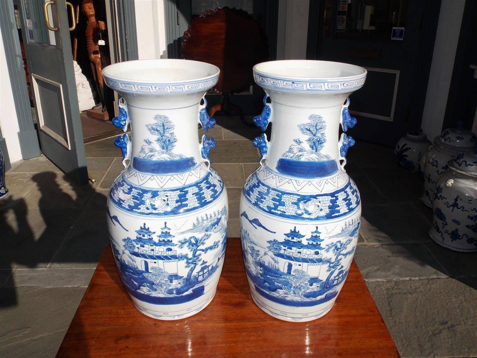 Chinese Export Pair of Chinese Porcelain Glazed Foo Dog and Pagoda Temple Jars, 20th Century