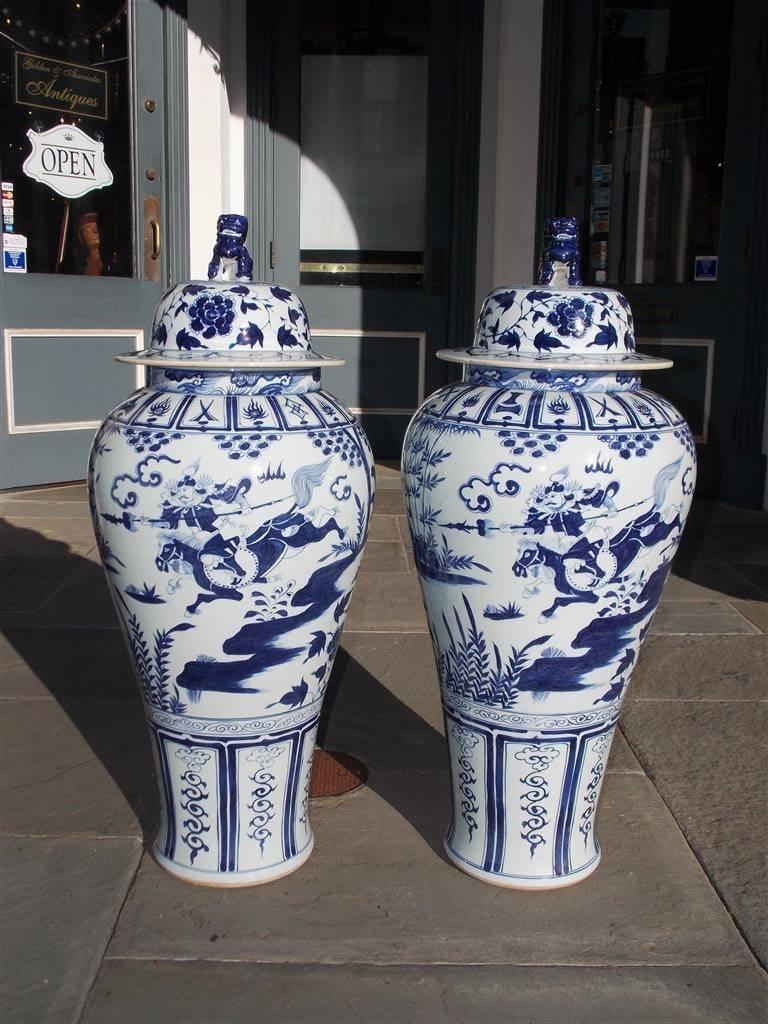Pair of Monumental Chinese Porcelain Glazed Foo Dog Temple Urns, 20th Century 3